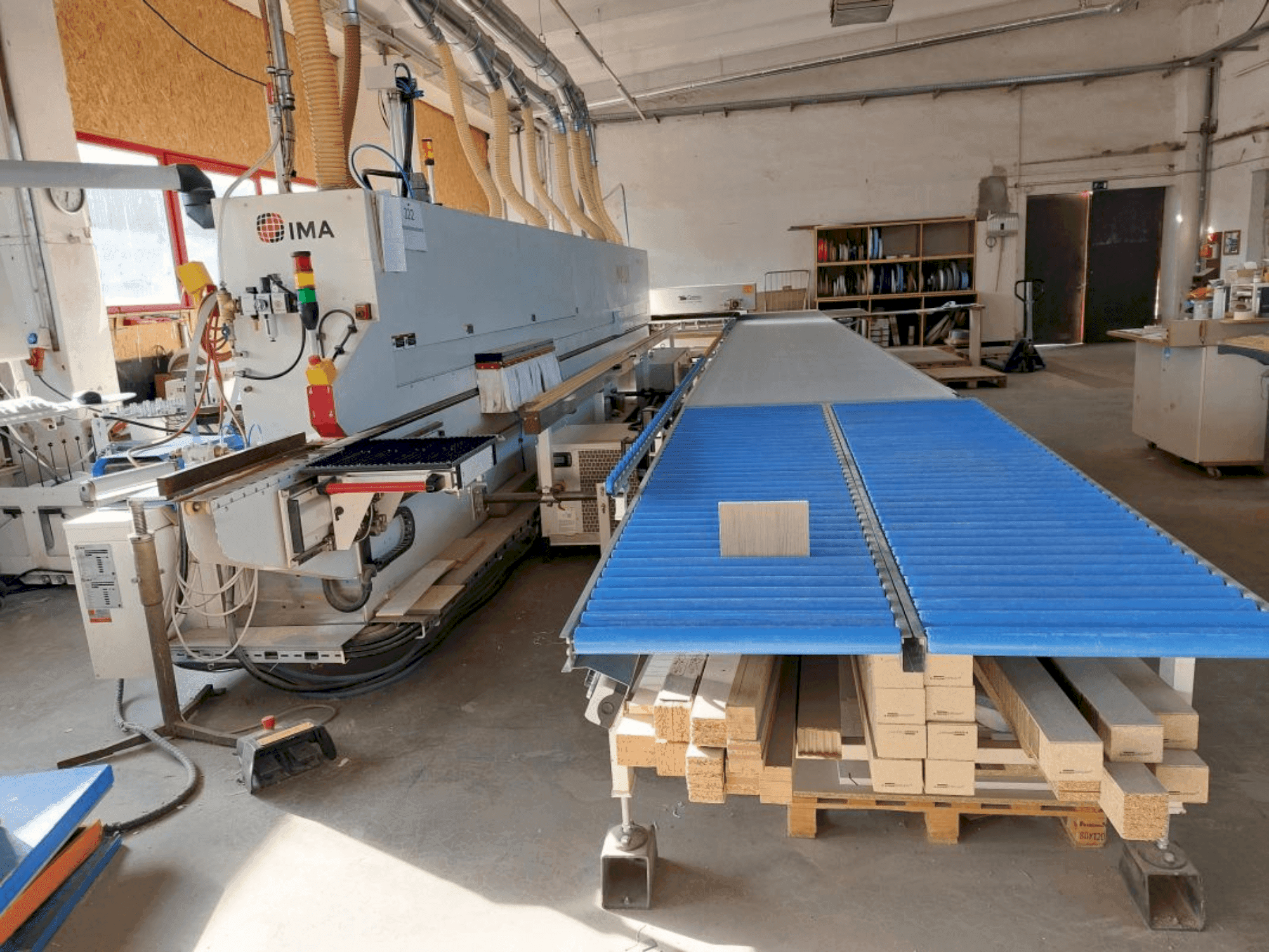 MACHINE_IMG_ALT_FRONT_VIEW