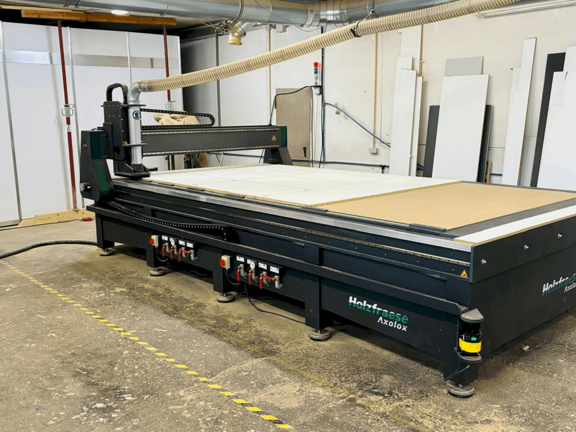 MACHINE_IMG_ALT_FRONT_VIEW