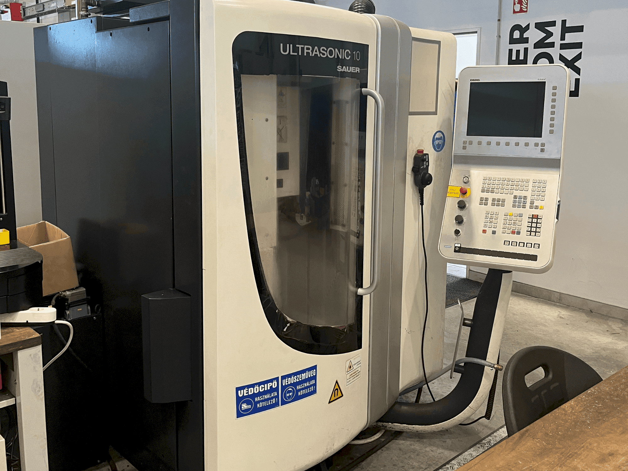MACHINE_IMG_ALT_FRONT_VIEW