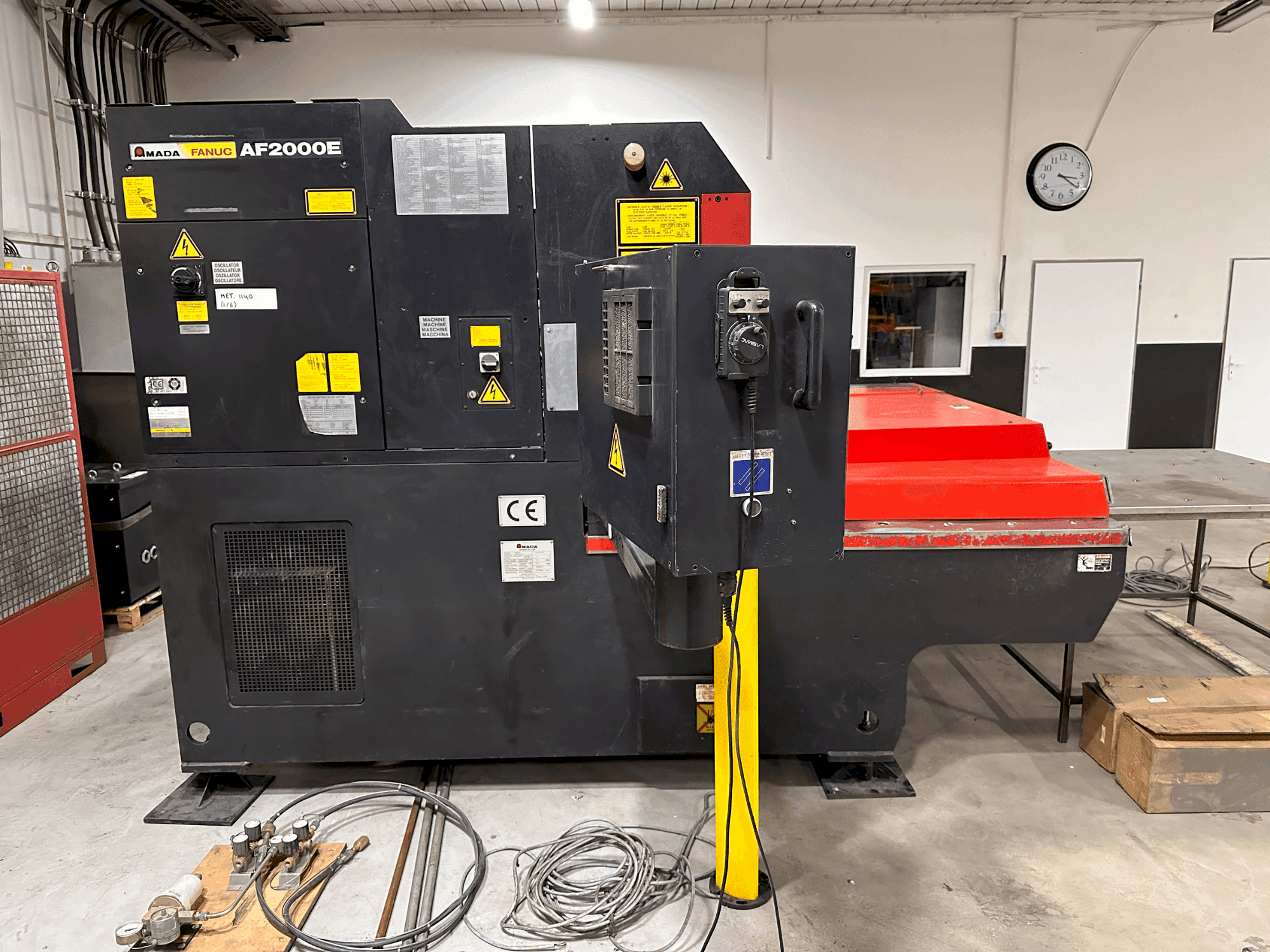 MACHINE_IMG_ALT_FRONT_VIEW