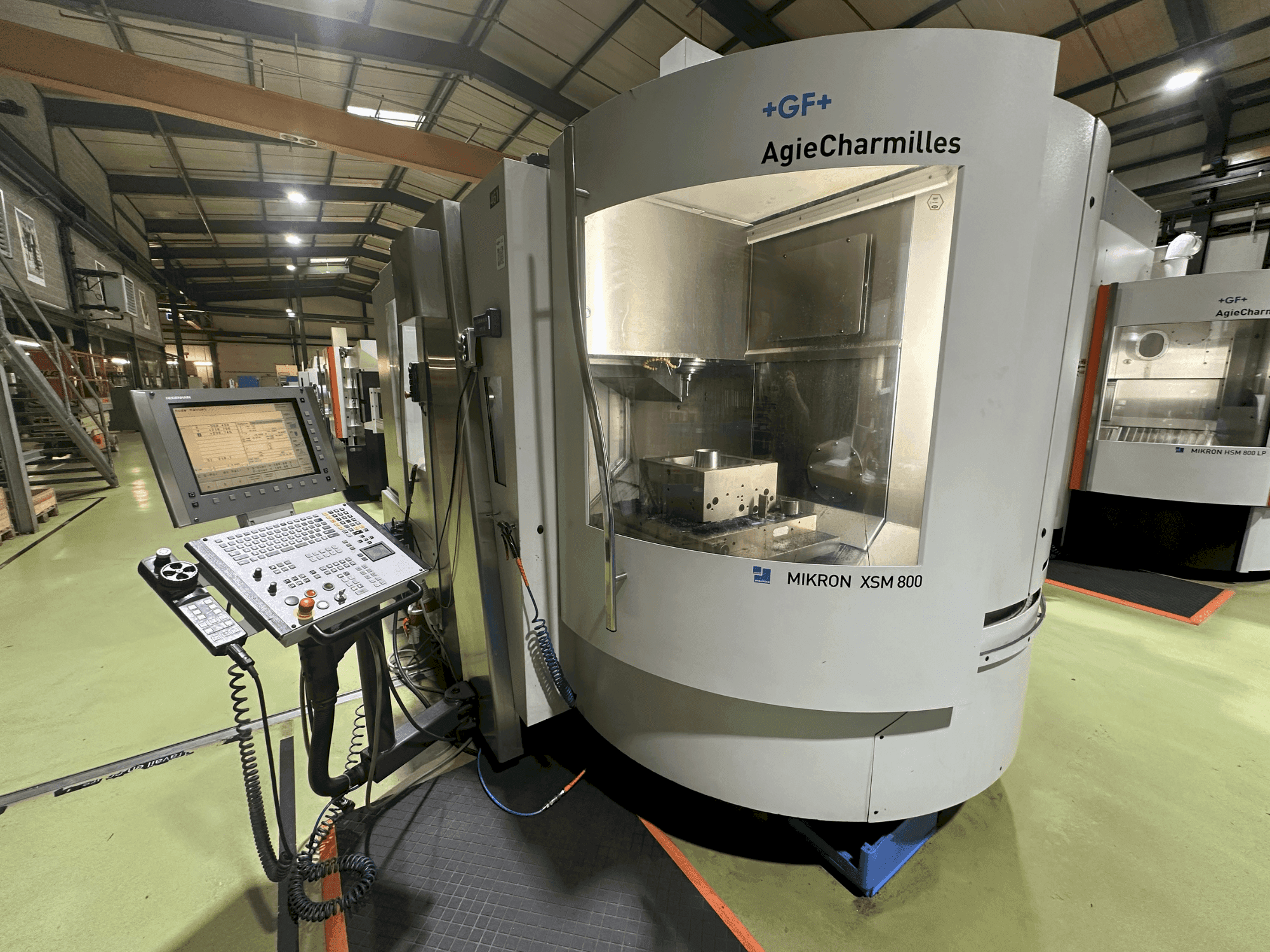 MACHINE_IMG_ALT_FRONT_VIEW