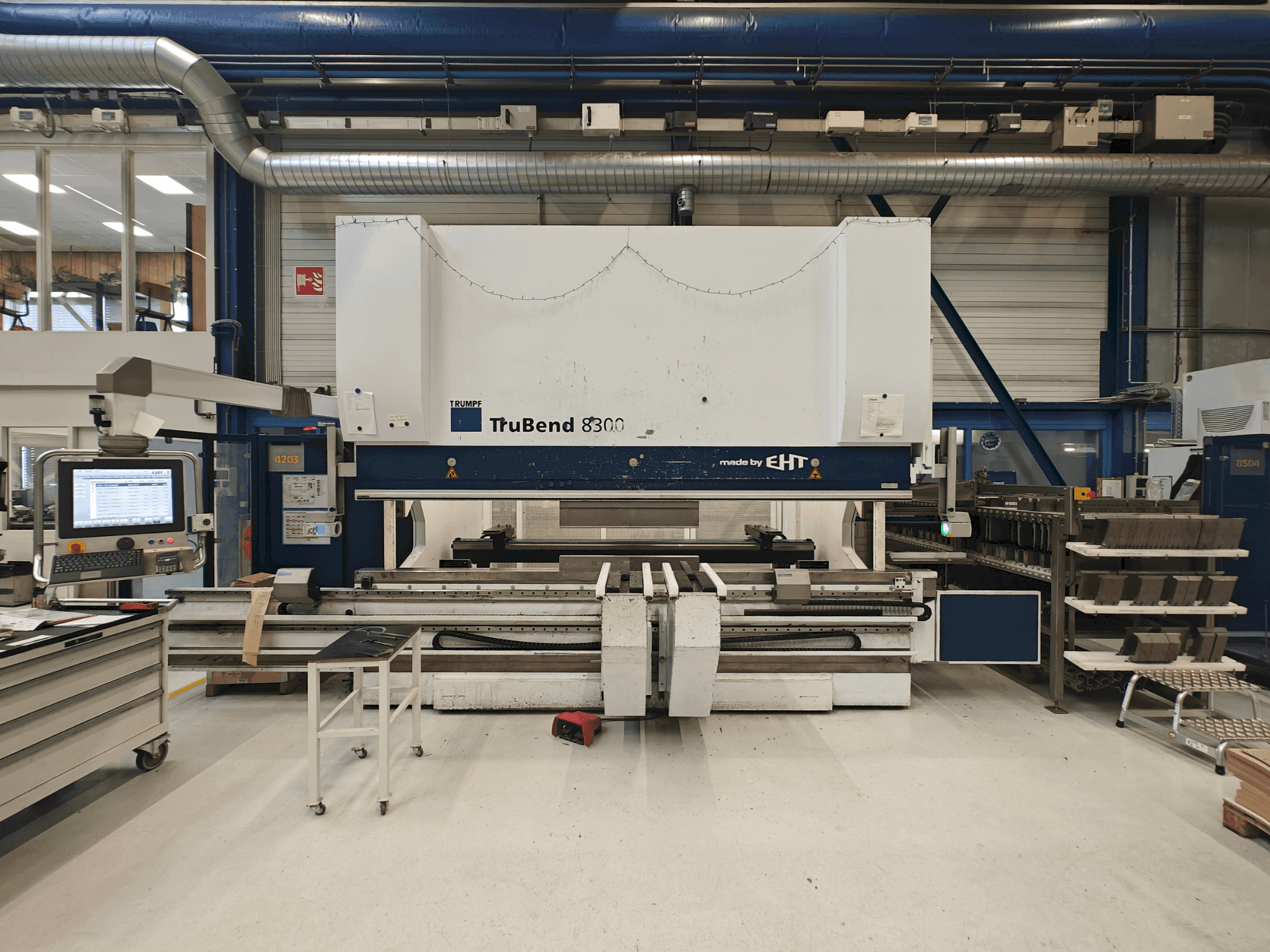 MACHINE_IMG_ALT_FRONT_VIEW