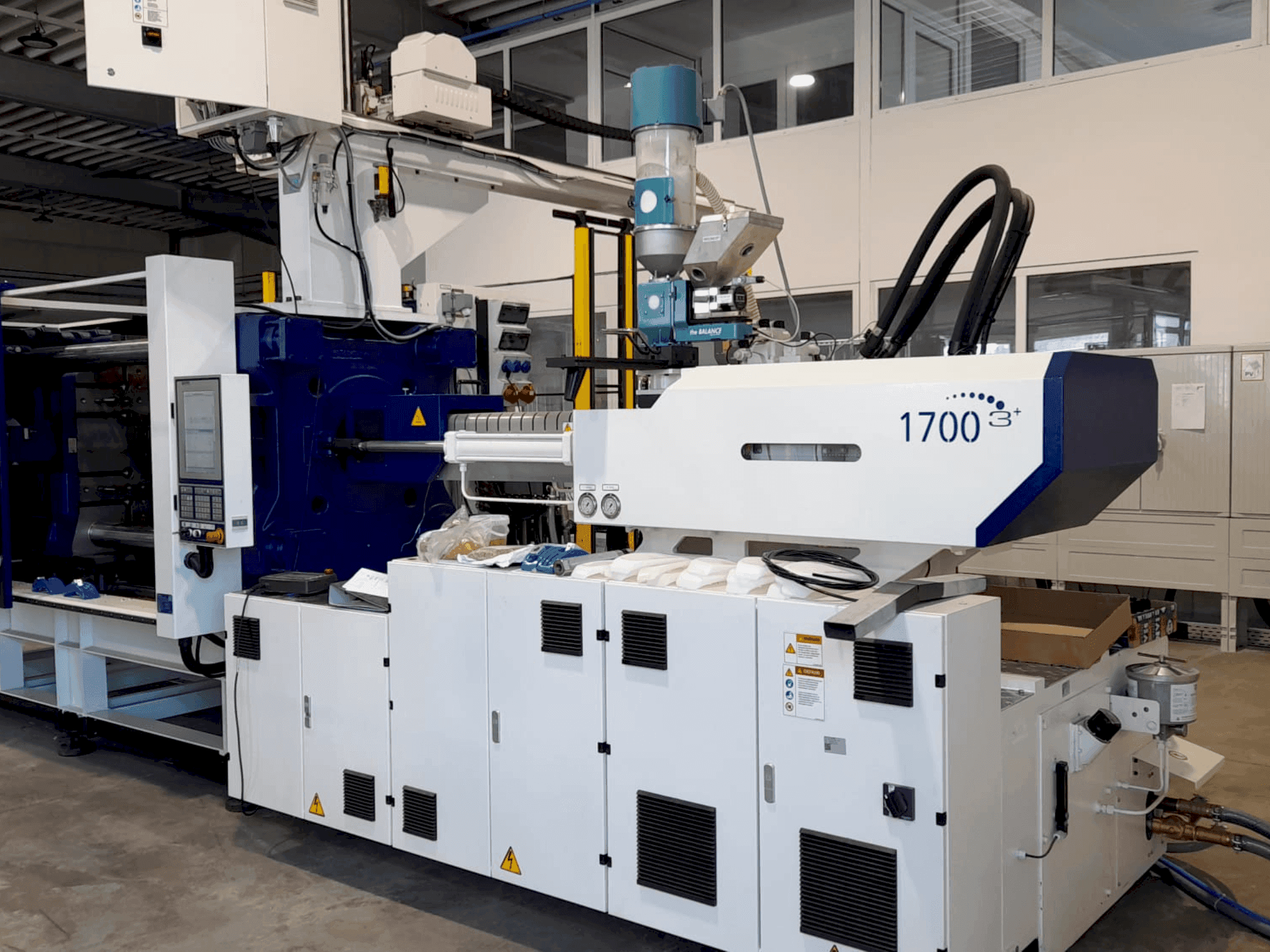 MACHINE_IMG_ALT_FRONT_VIEW