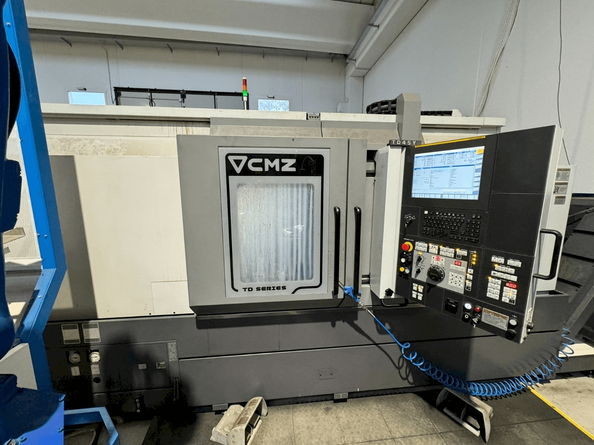 MACHINE_IMG_ALT_FRONT_VIEW