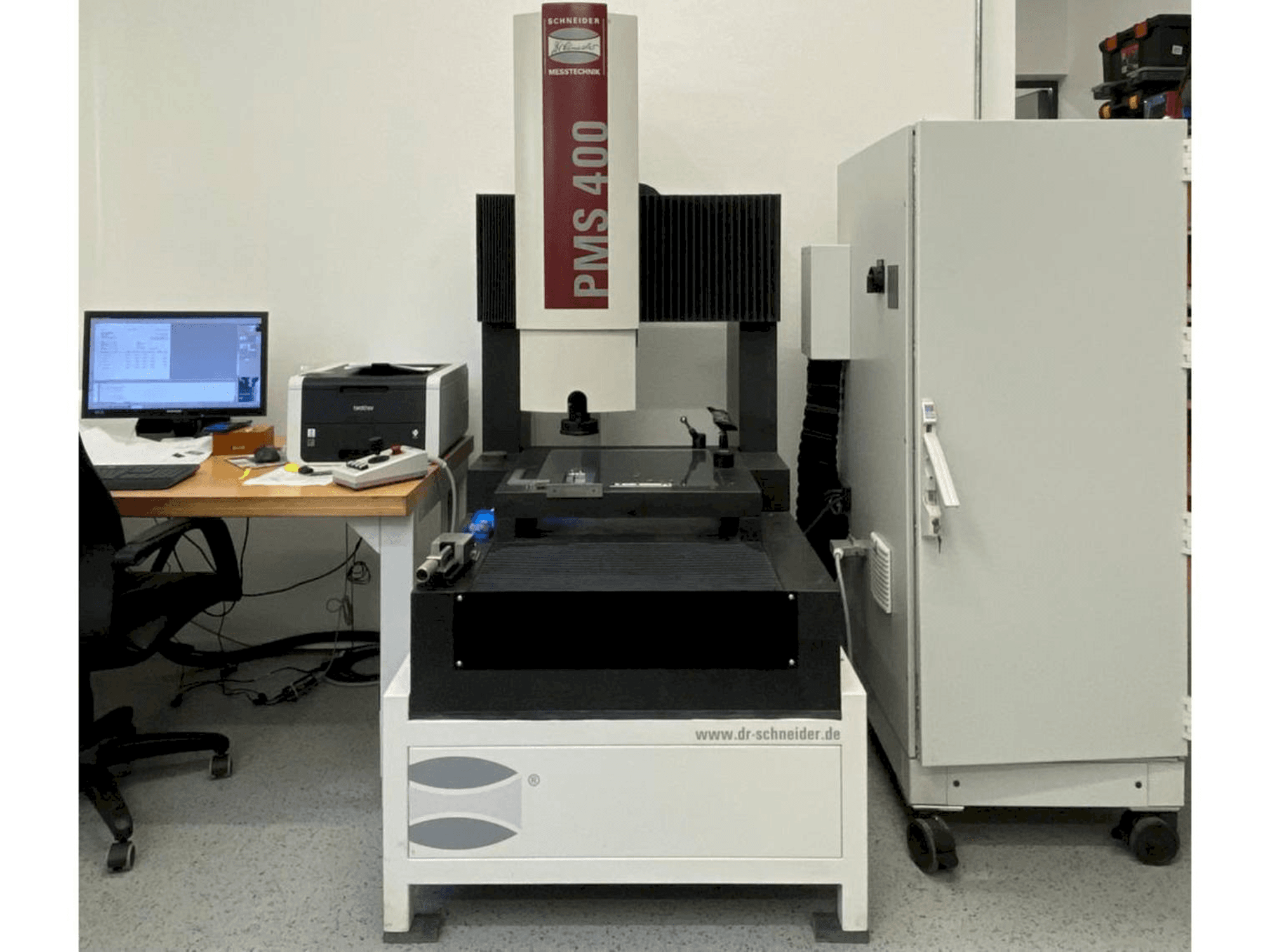 MACHINE_IMG_ALT_FRONT_VIEW