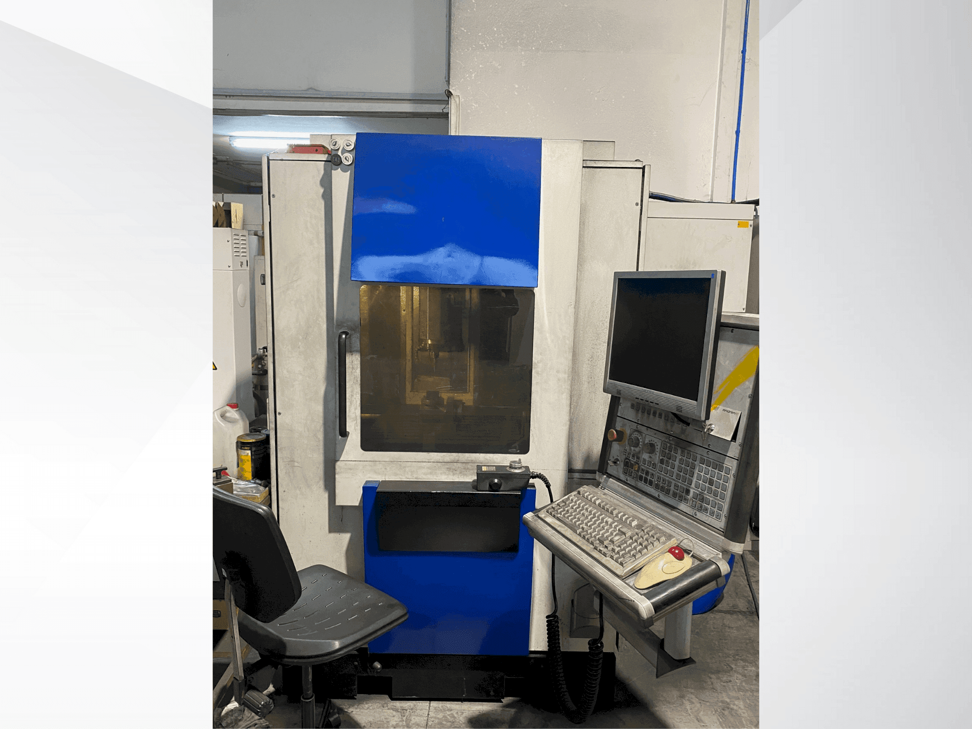 MACHINE_IMG_ALT_FRONT_VIEW