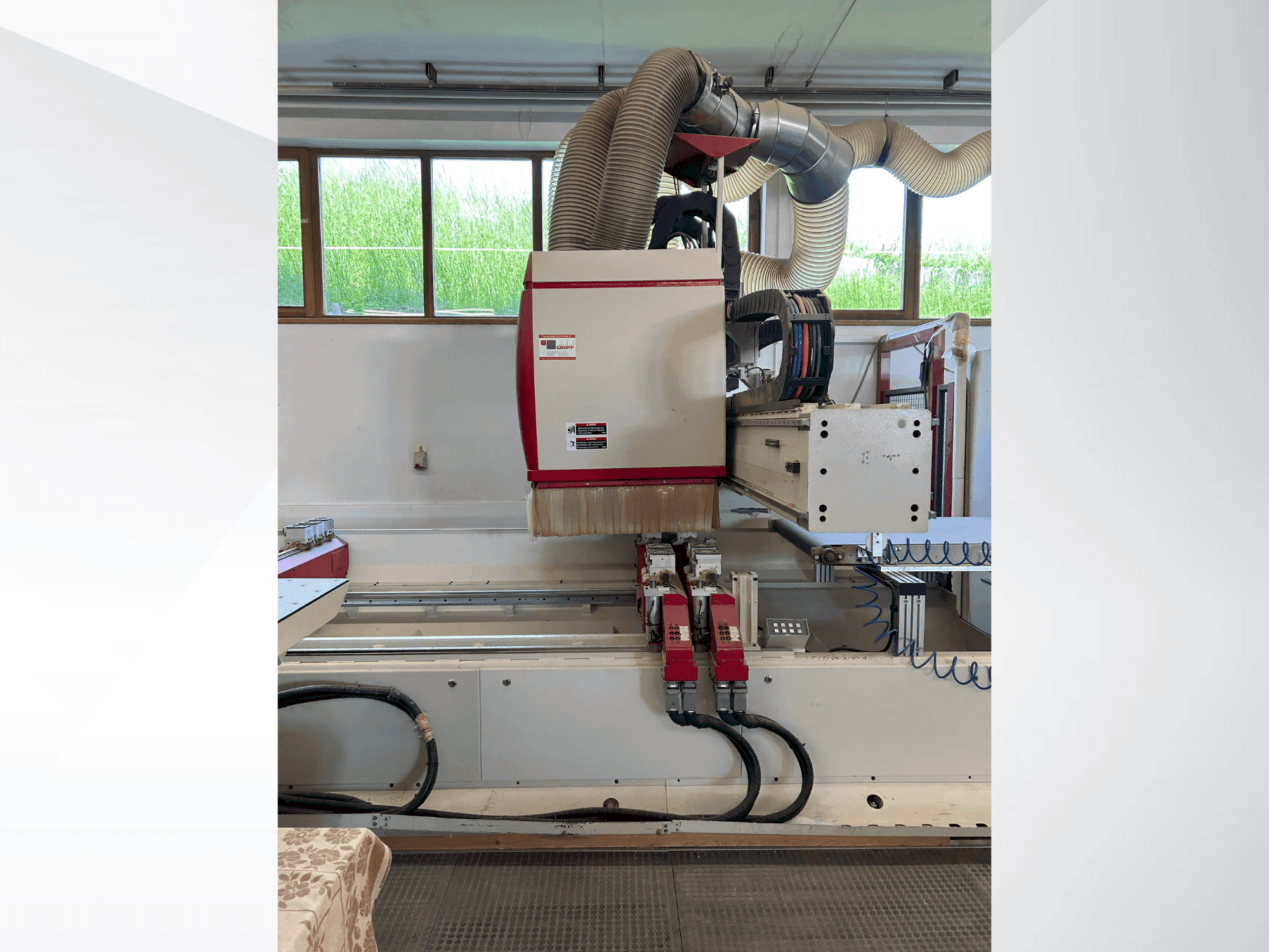 MACHINE_IMG_ALT_FRONT_VIEW