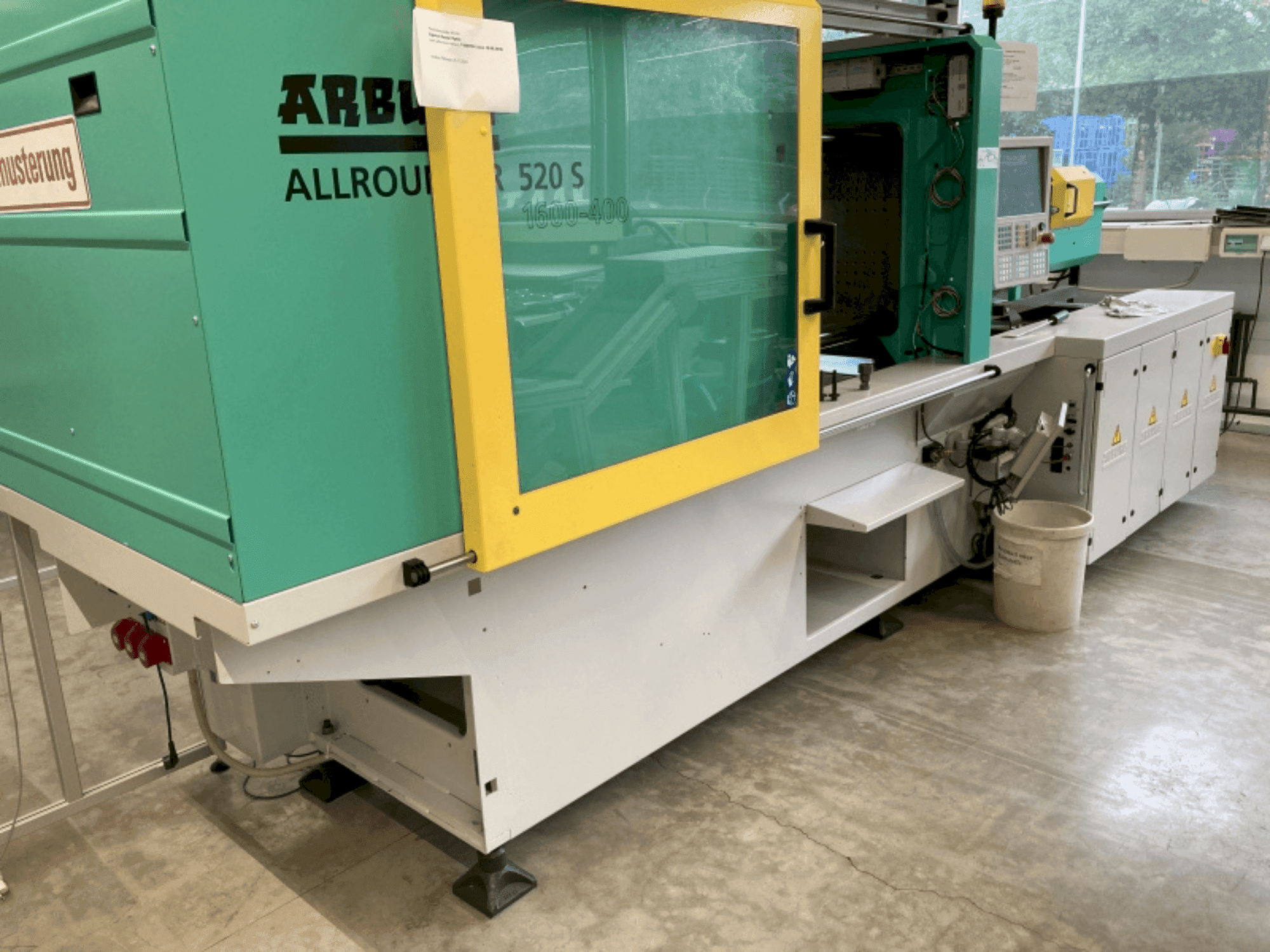 MACHINE_IMG_ALT_FRONT_VIEW