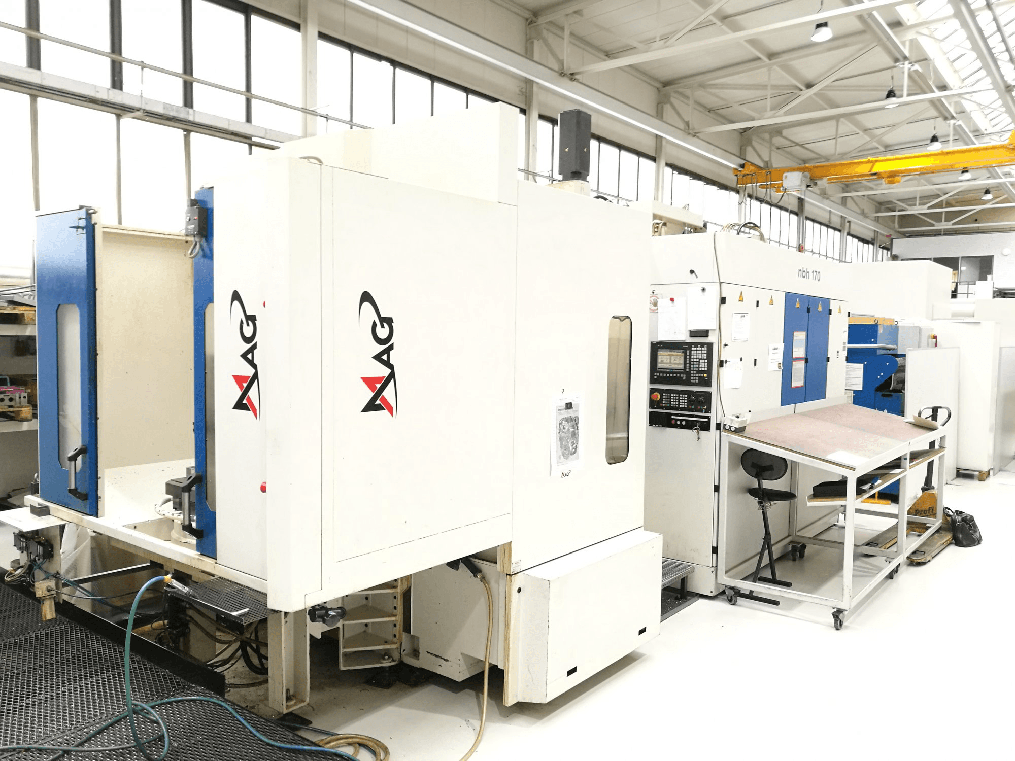 Left view of Hueller Hille NBH 170 Machine