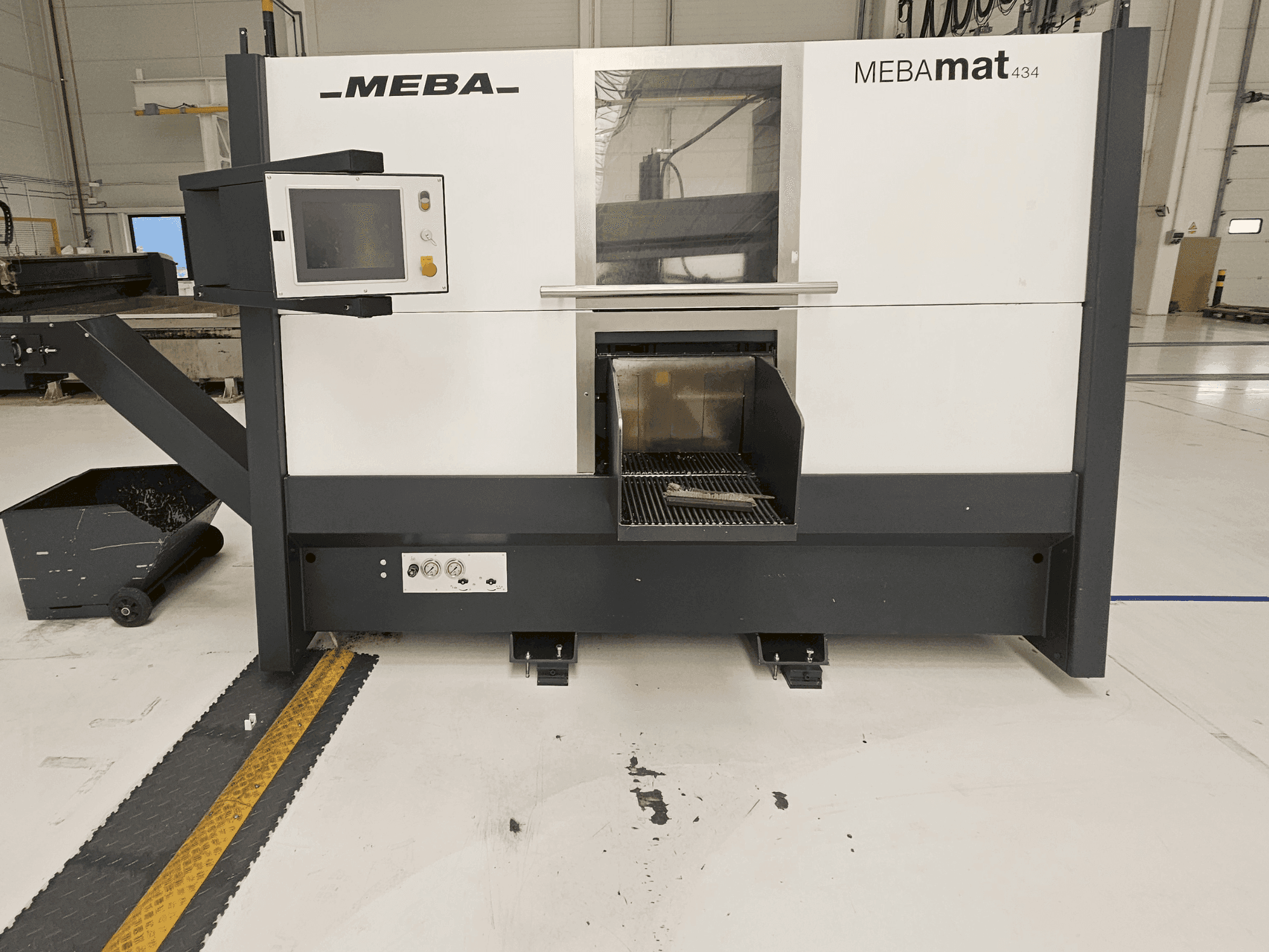 MACHINE_IMG_ALT_FRONT_VIEW