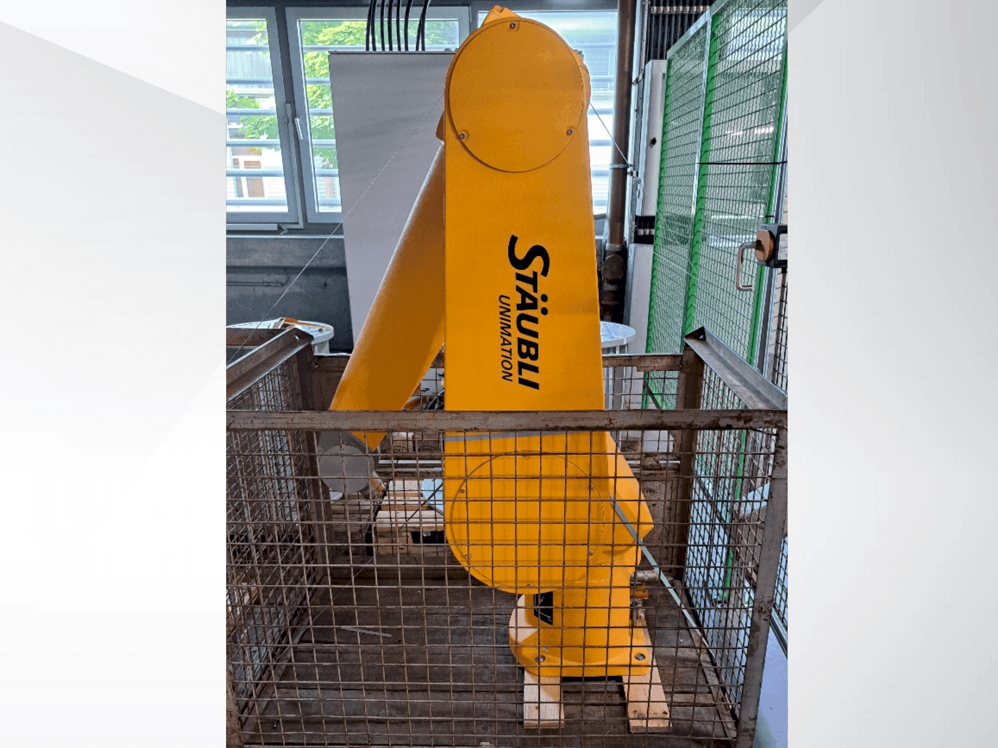 MACHINE_IMG_ALT_FRONT_VIEW