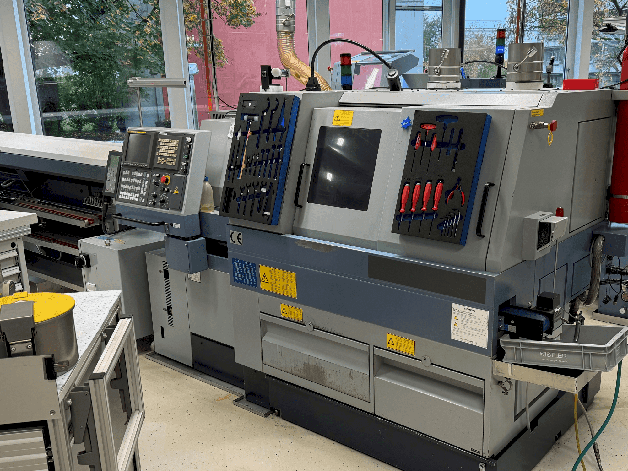 MACHINE_IMG_ALT_FRONT_VIEW