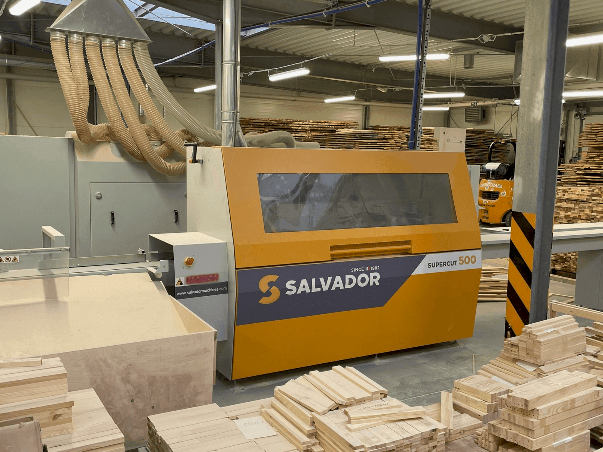 MACHINE_IMG_ALT_FRONT_VIEW