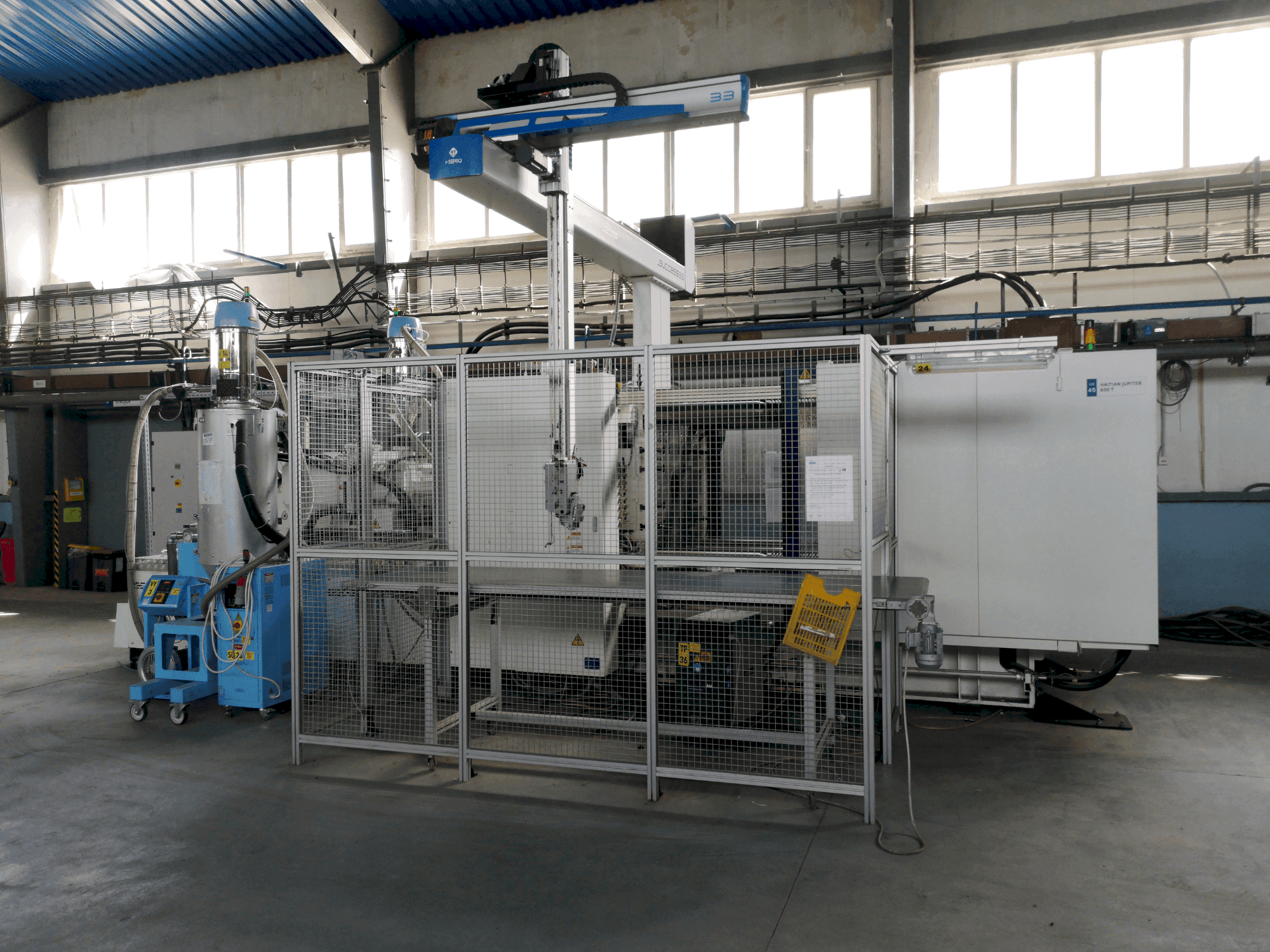 MACHINE_IMG_ALT_FRONT_VIEW