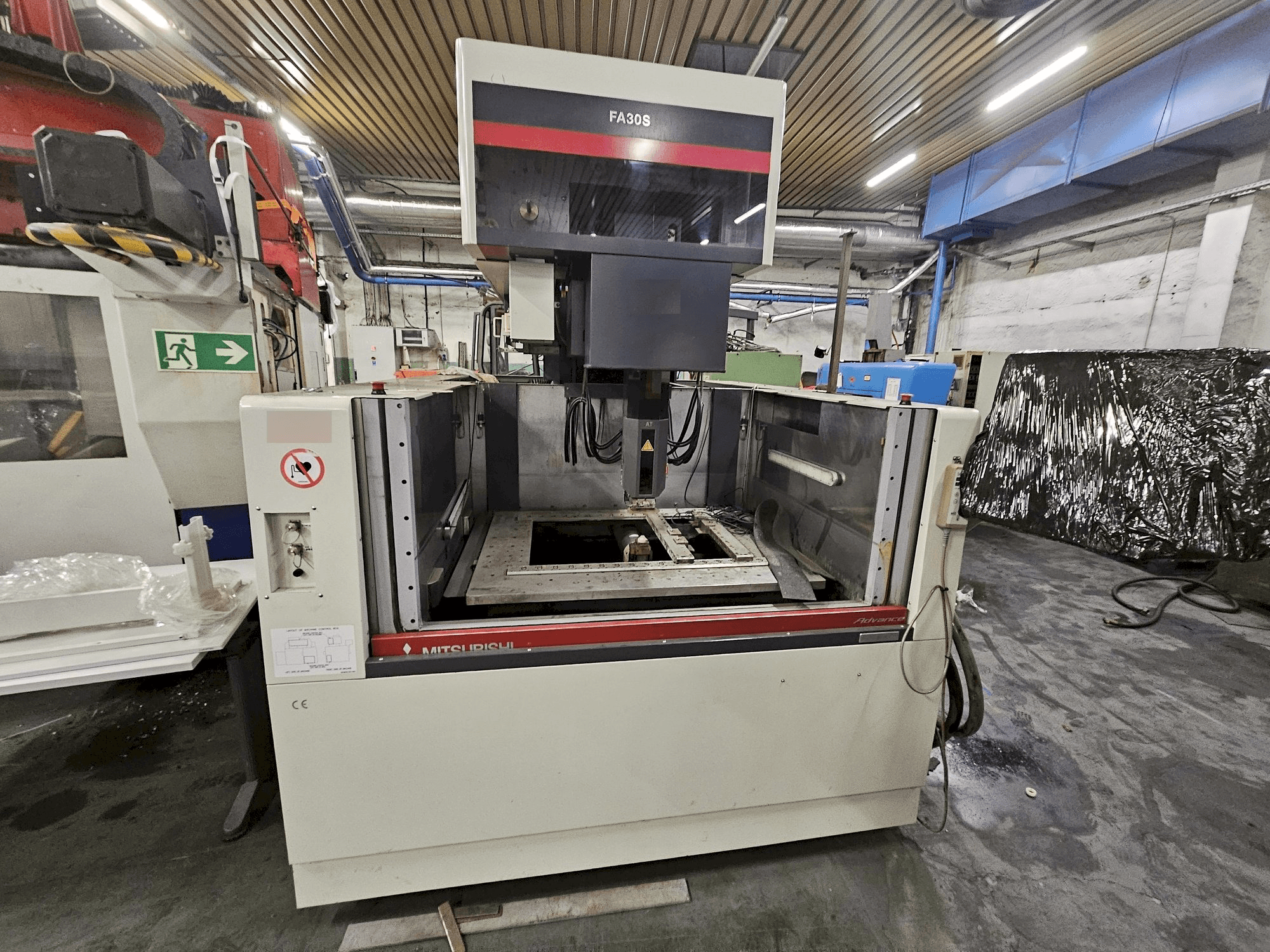 MACHINE_IMG_ALT_FRONT_VIEW