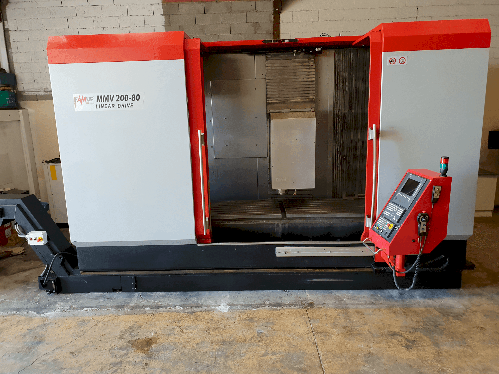 MACHINE_IMG_ALT_FRONT_VIEW