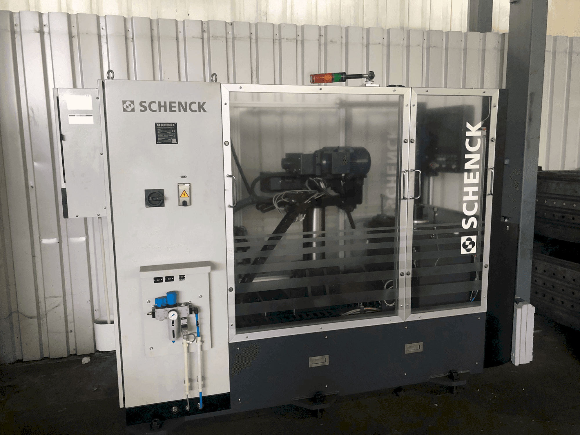 MACHINE_IMG_ALT_FRONT_VIEW
