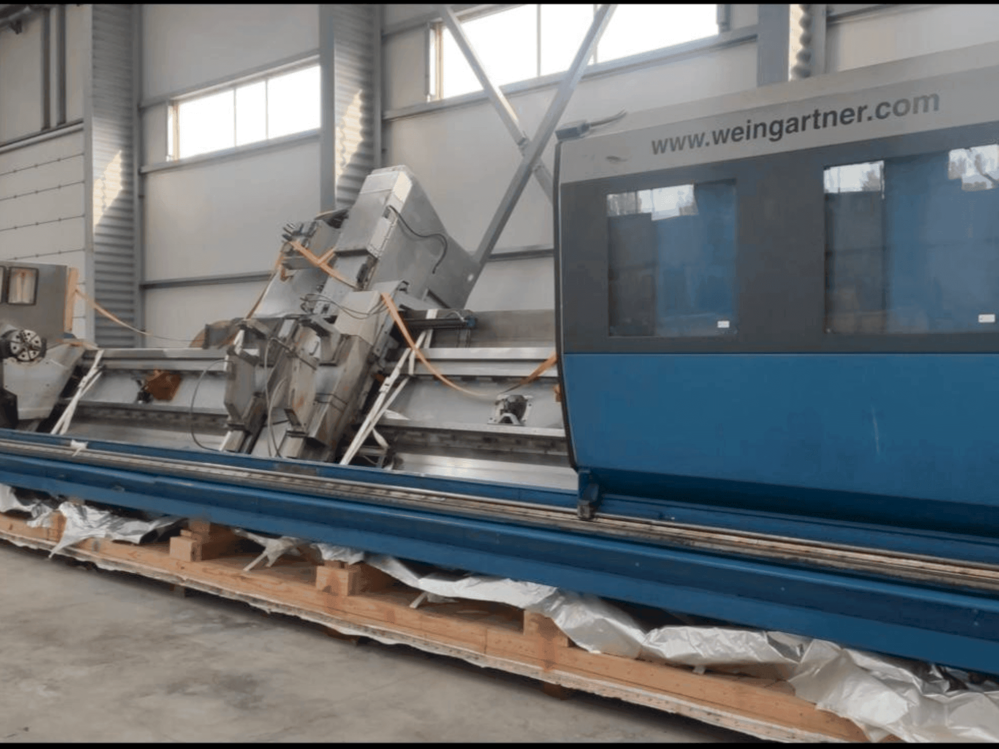 MACHINE_IMG_ALT_FRONT_VIEW