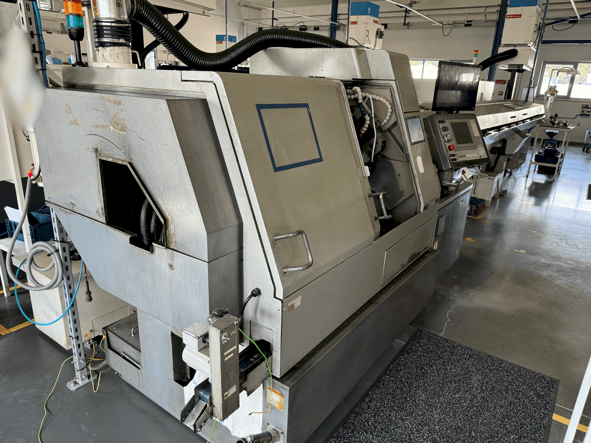 MACHINE_IMG_ALT_FRONT_VIEW