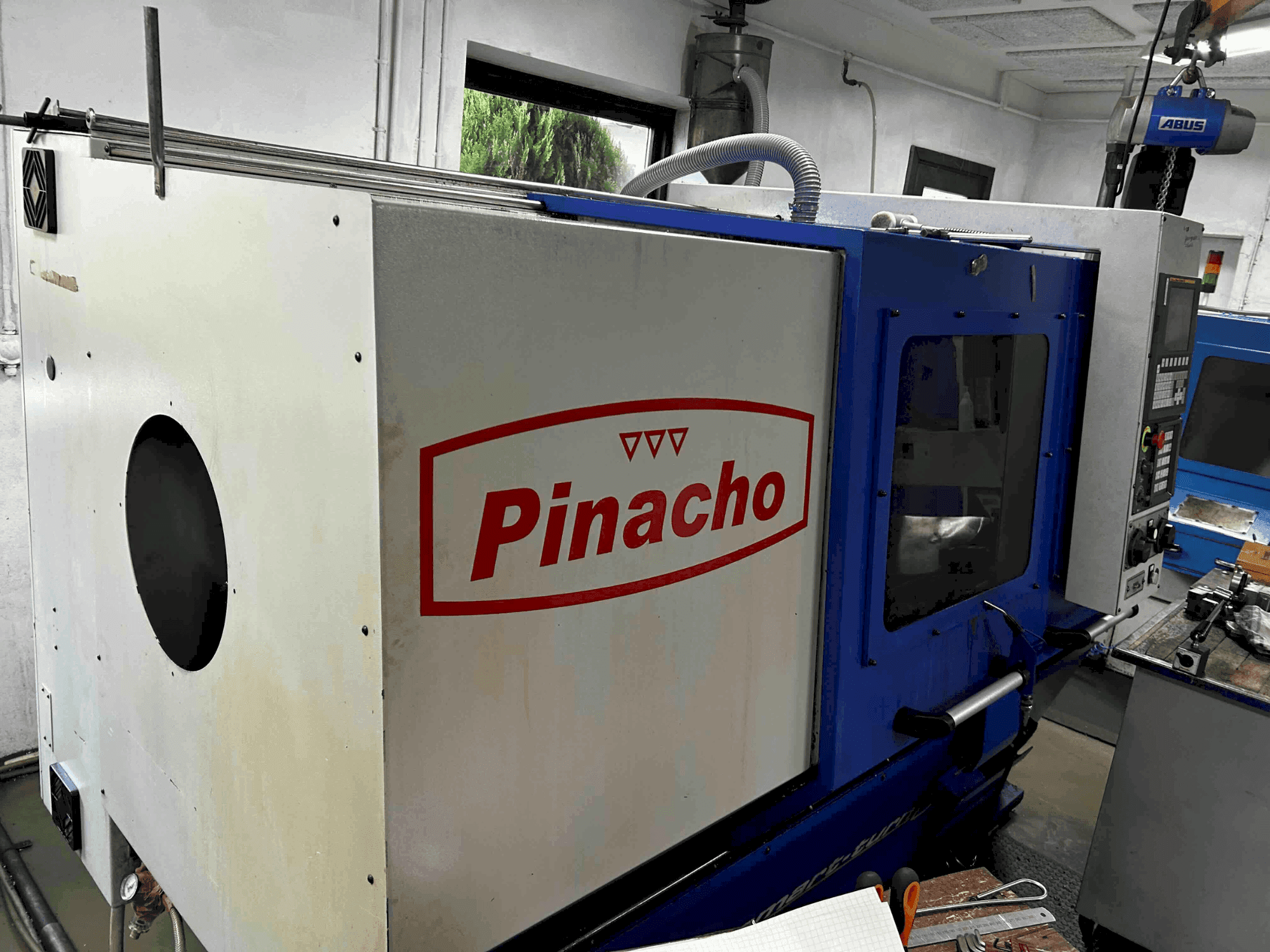 MACHINE_IMG_ALT_FRONT_VIEW
