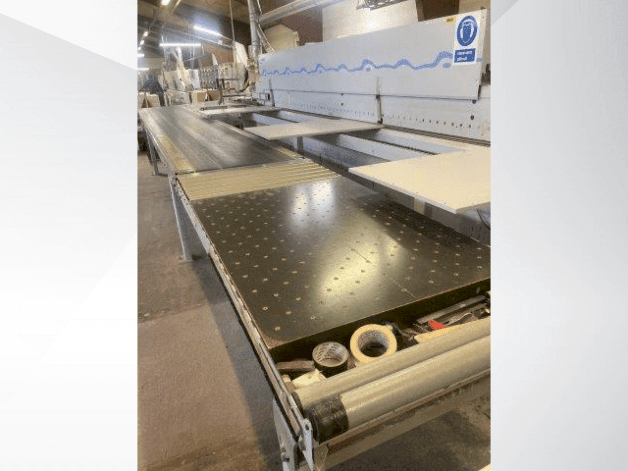 MACHINE_IMG_ALT_FRONT_VIEW