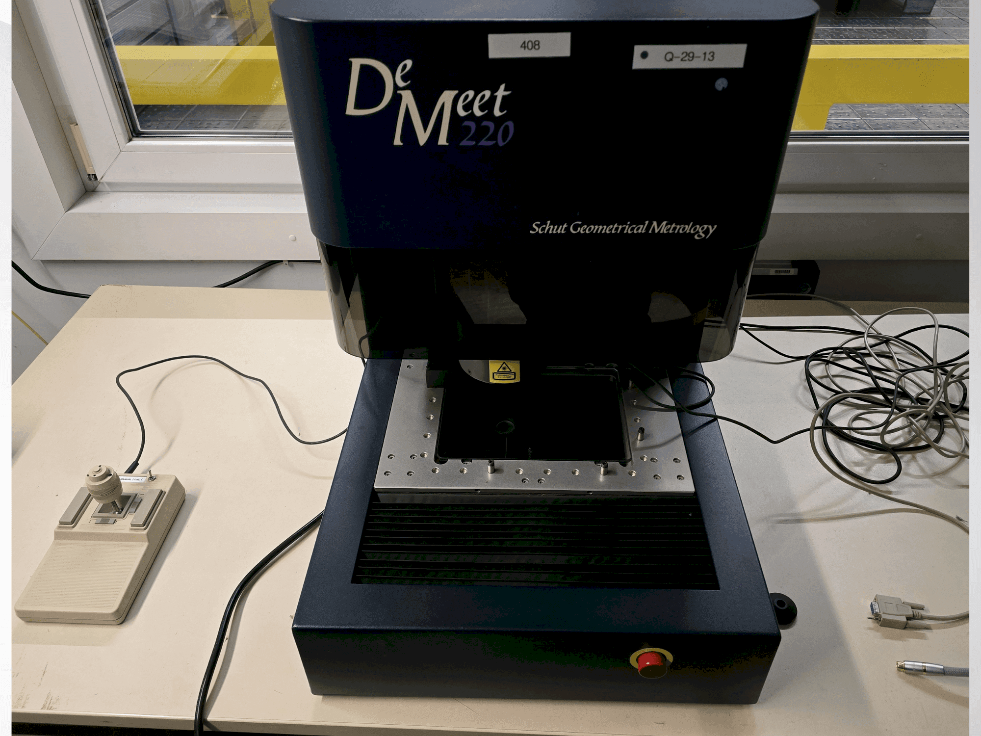 MACHINE_IMG_ALT_FRONT_VIEW