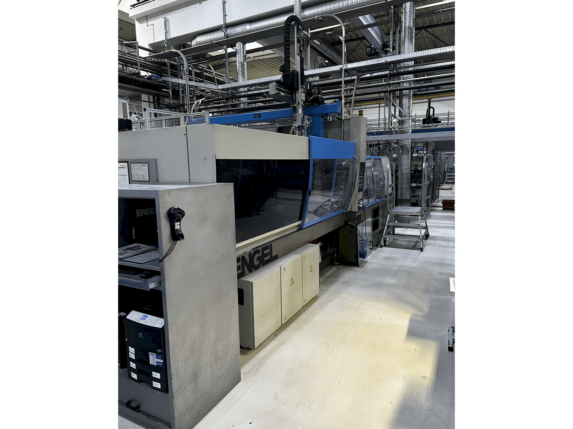 MACHINE_IMG_ALT_LEFT_SIDE_VIEW