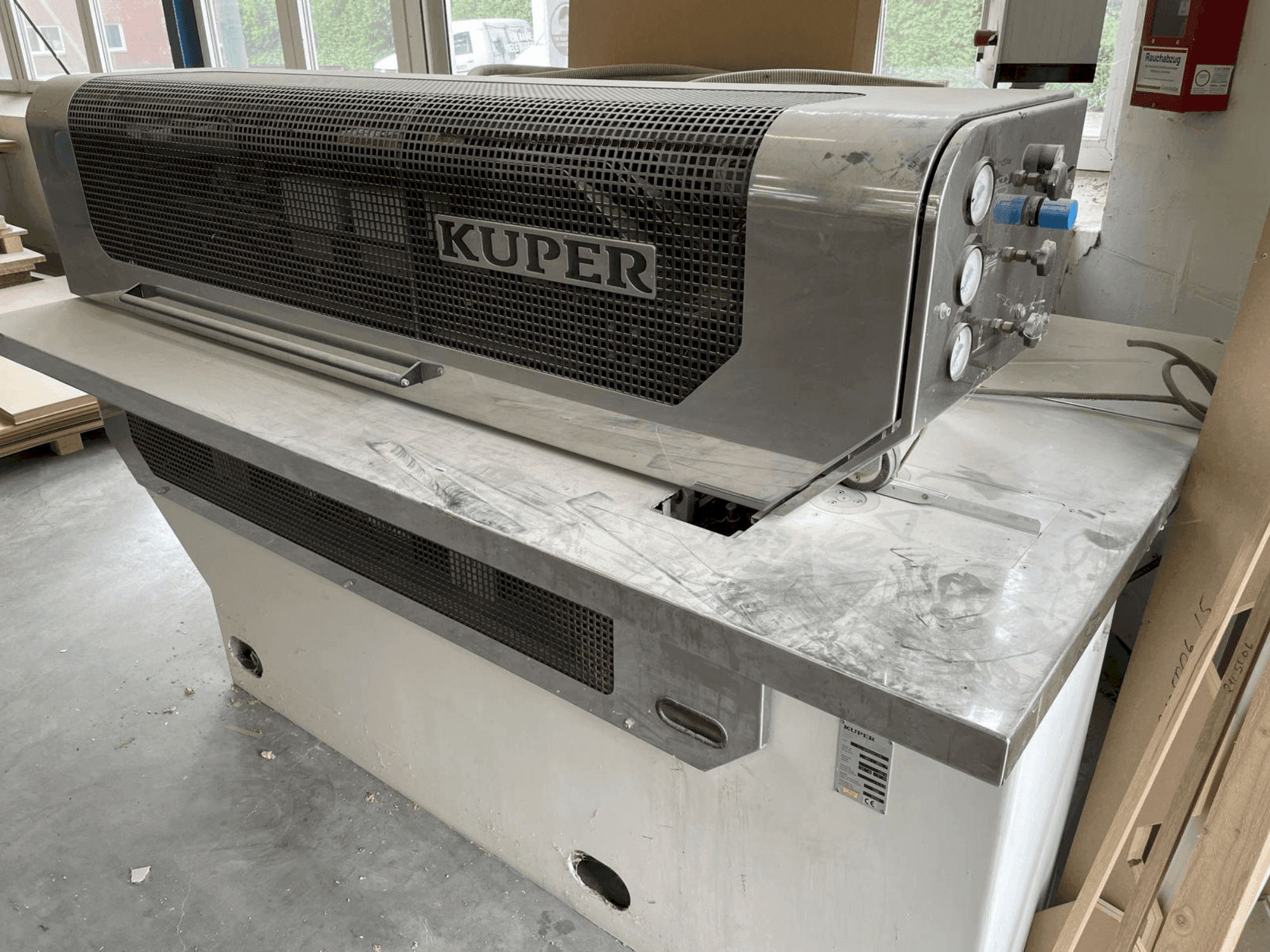 MACHINE_IMG_ALT_FRONT_VIEW