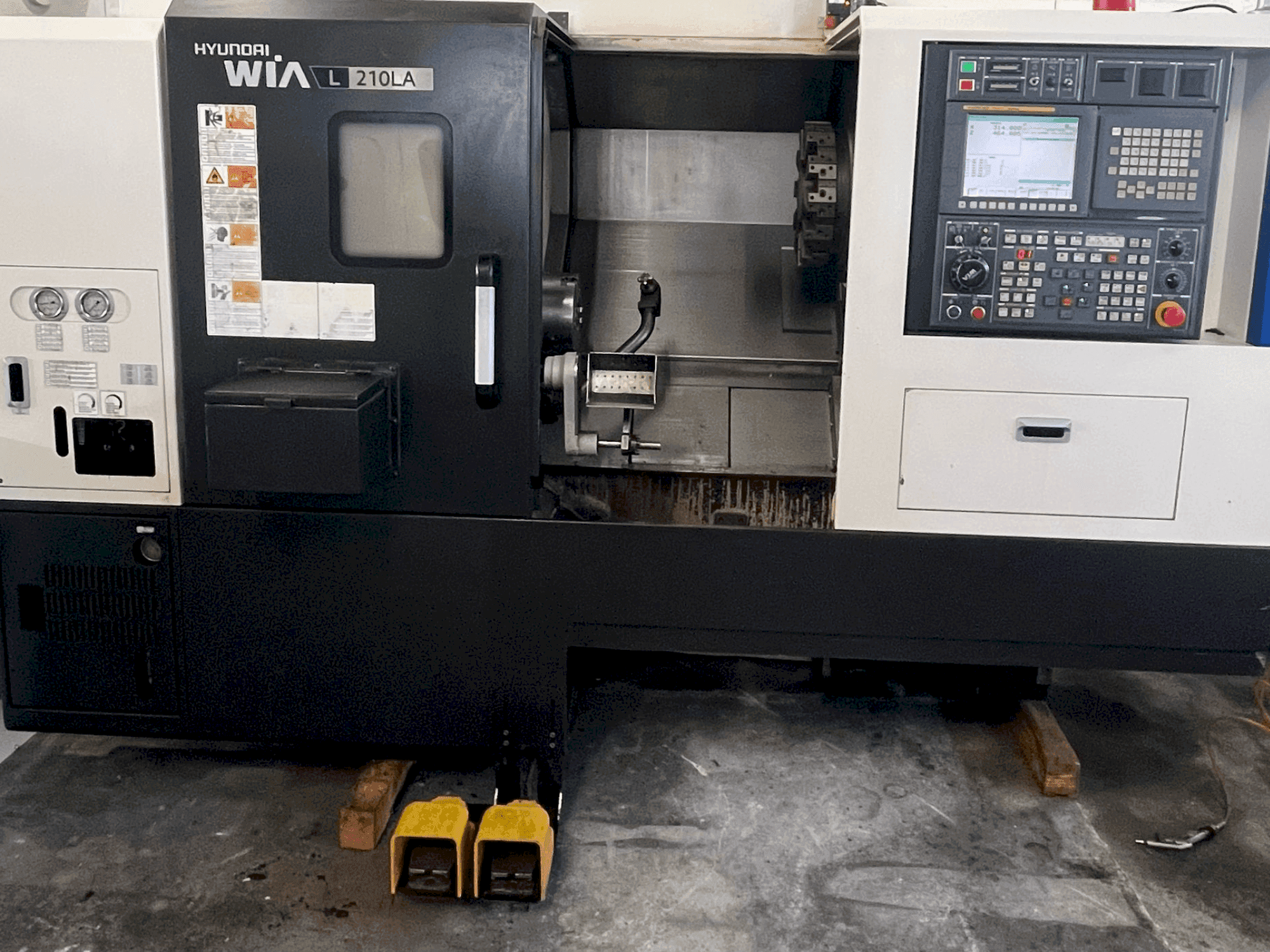 MACHINE_IMG_ALT_FRONT_VIEW