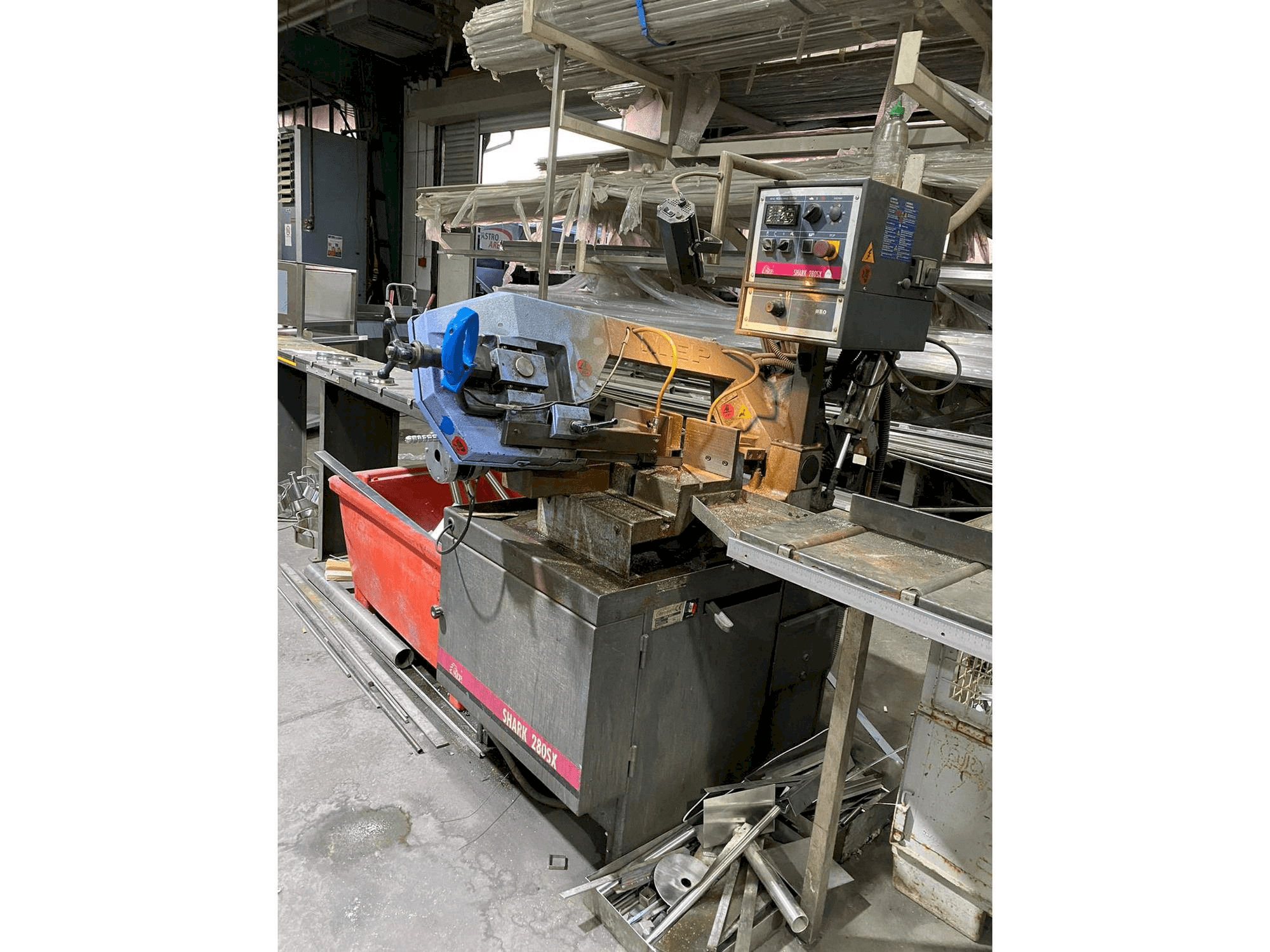 MACHINE_IMG_ALT_FRONT_VIEW