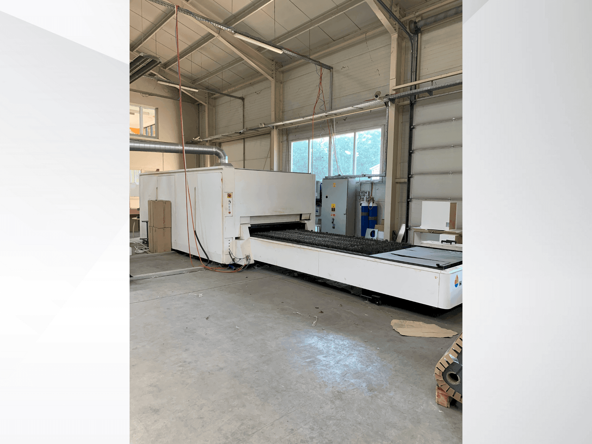 MACHINE_IMG_ALT_FRONT_VIEW