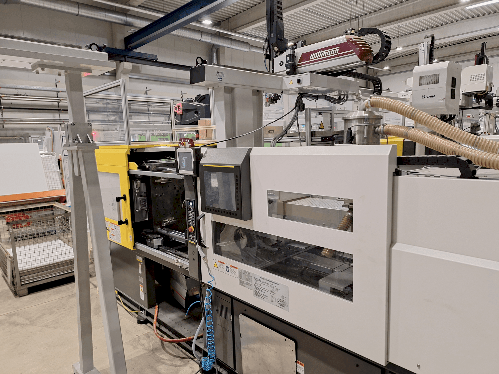 MACHINE_IMG_ALT_FRONT_VIEW