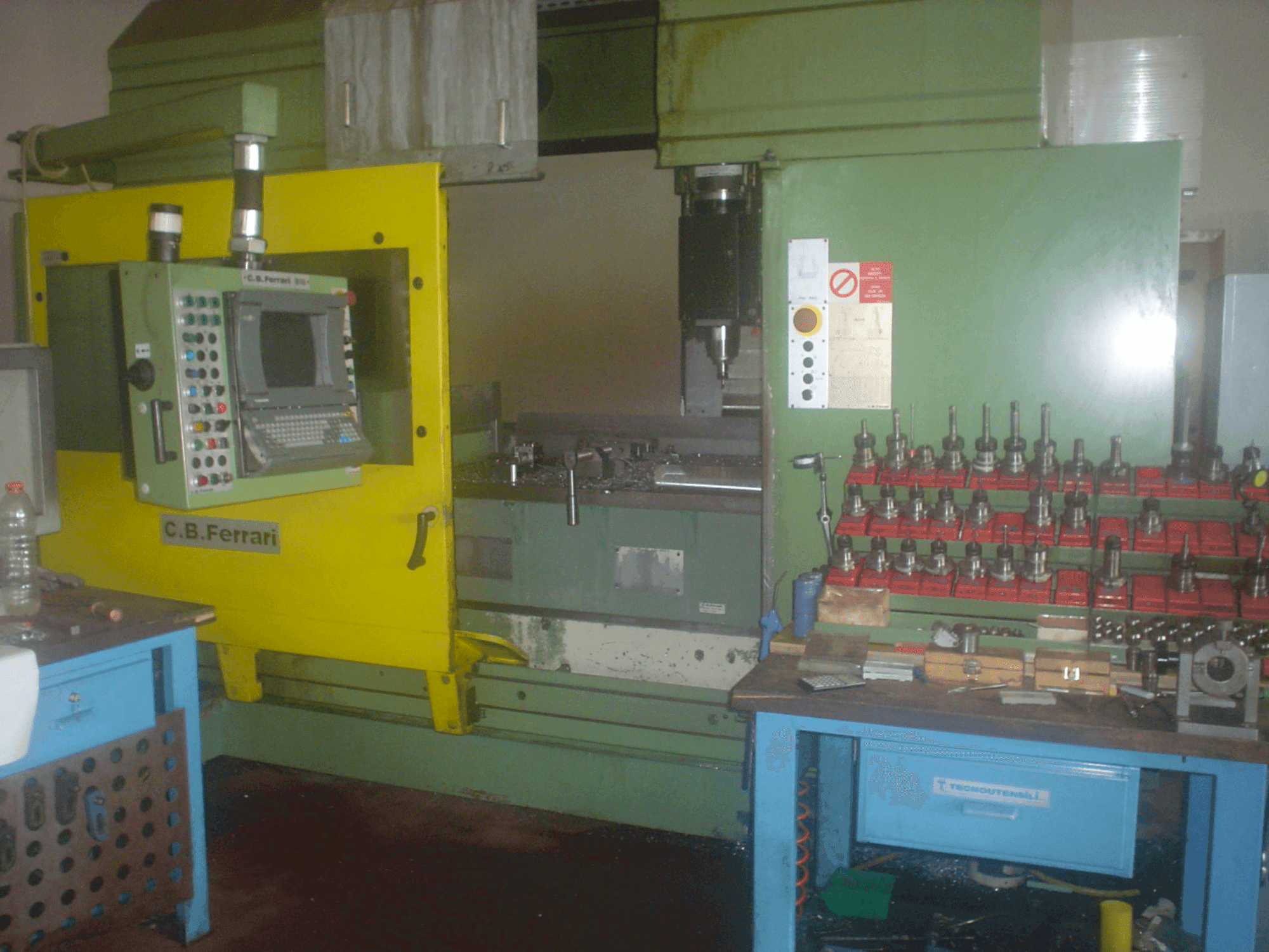 MACHINE_IMG_ALT_FRONT_VIEW