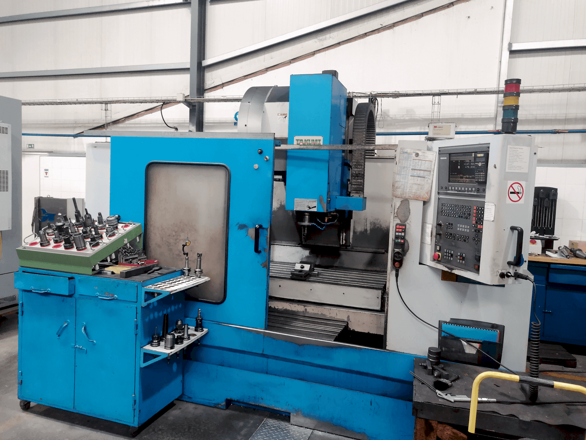 MACHINE_IMG_ALT_FRONT_VIEW