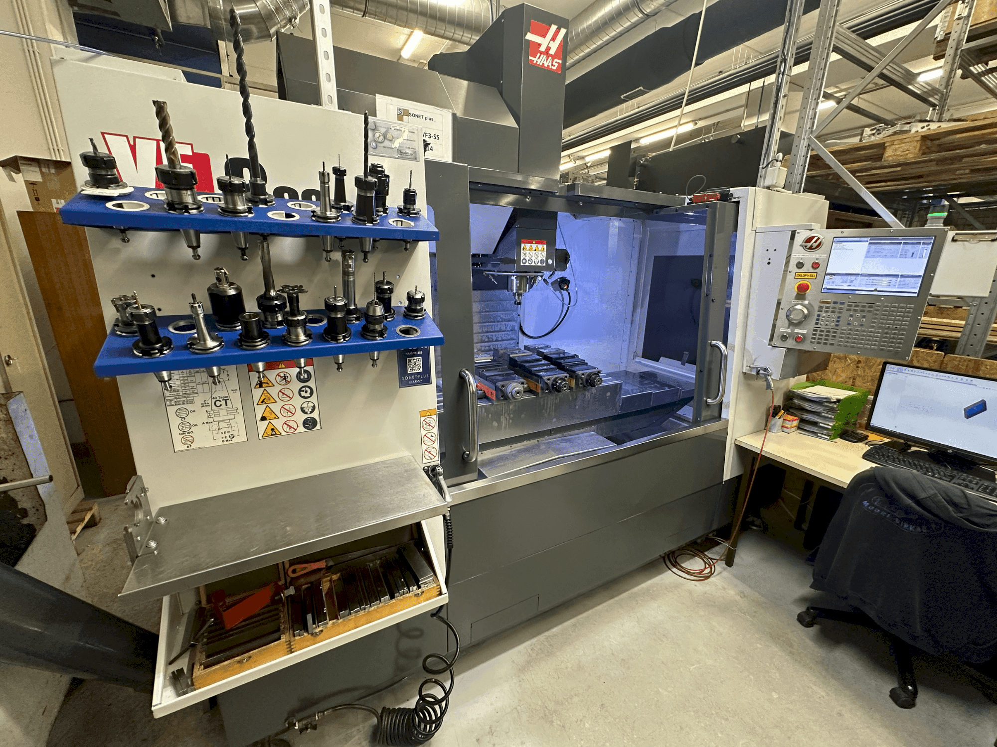 MACHINE_IMG_ALT_FRONT_VIEW