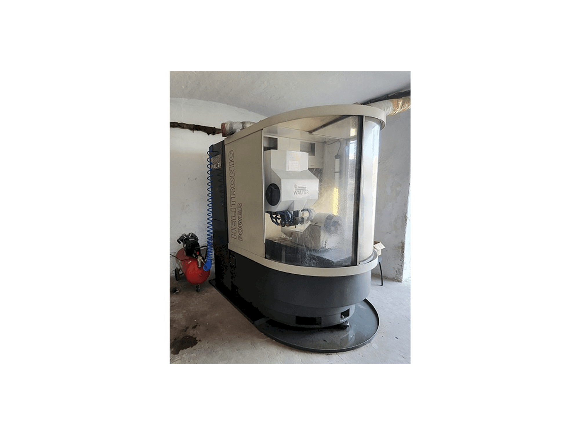 Front view of Walter Helitronic Power machine