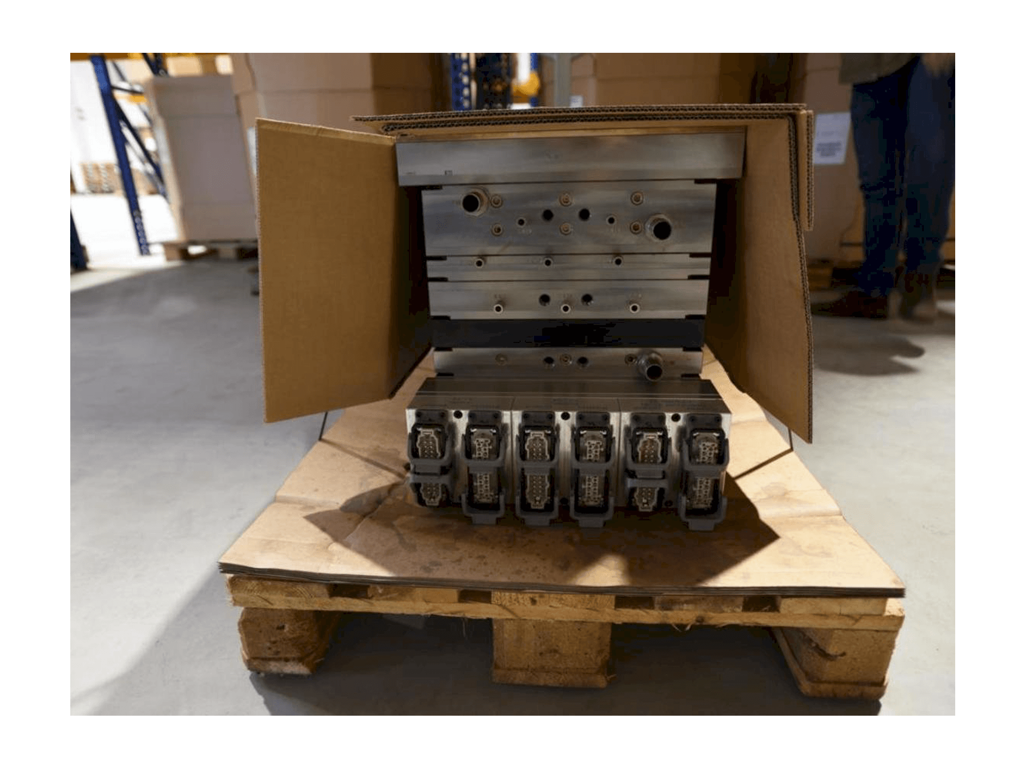 MACHINE_IMG_ALT_FRONT_VIEW