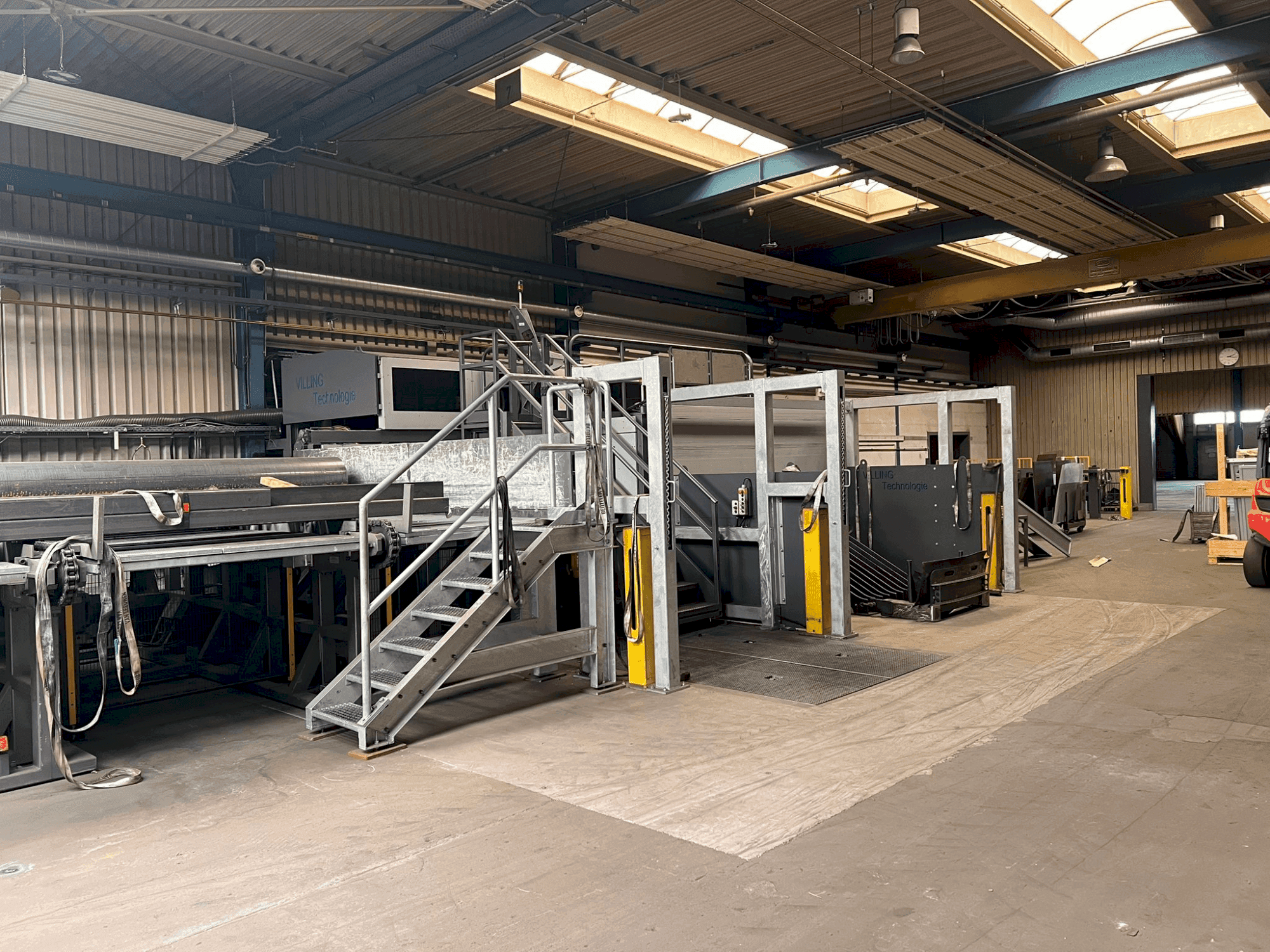 MACHINE_IMG_ALT_FRONT_VIEW