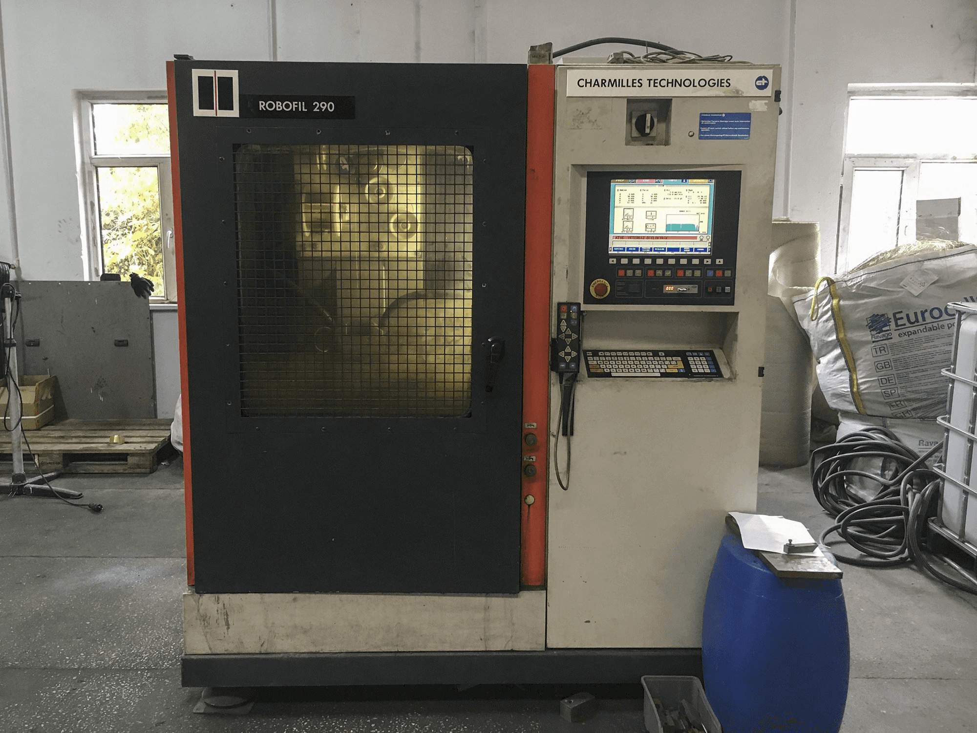 Front view of CHARMILLES ROBOFIL 290 Machine