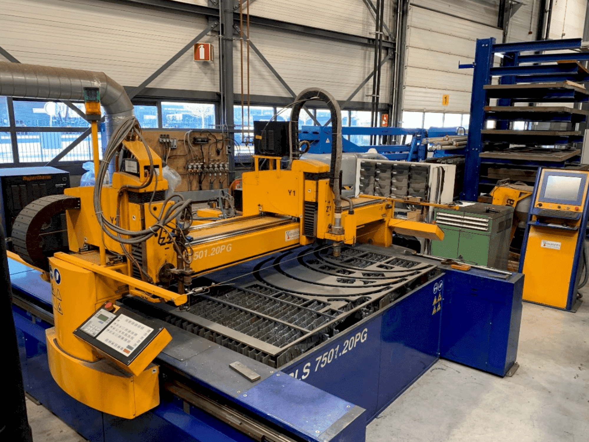 MACHINE_IMG_ALT_FRONT_VIEW