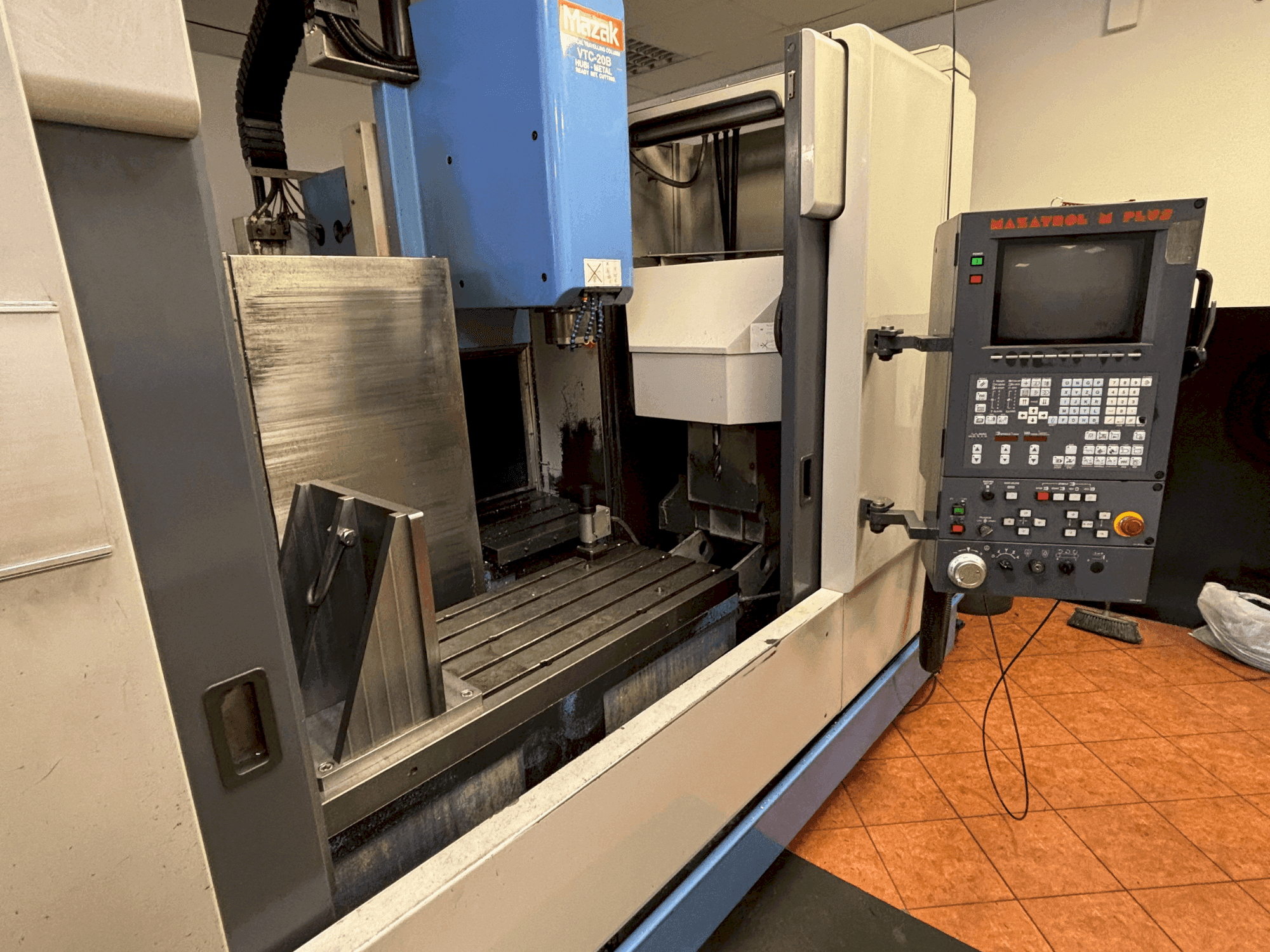 MACHINE_IMG_ALT_FRONT_VIEW