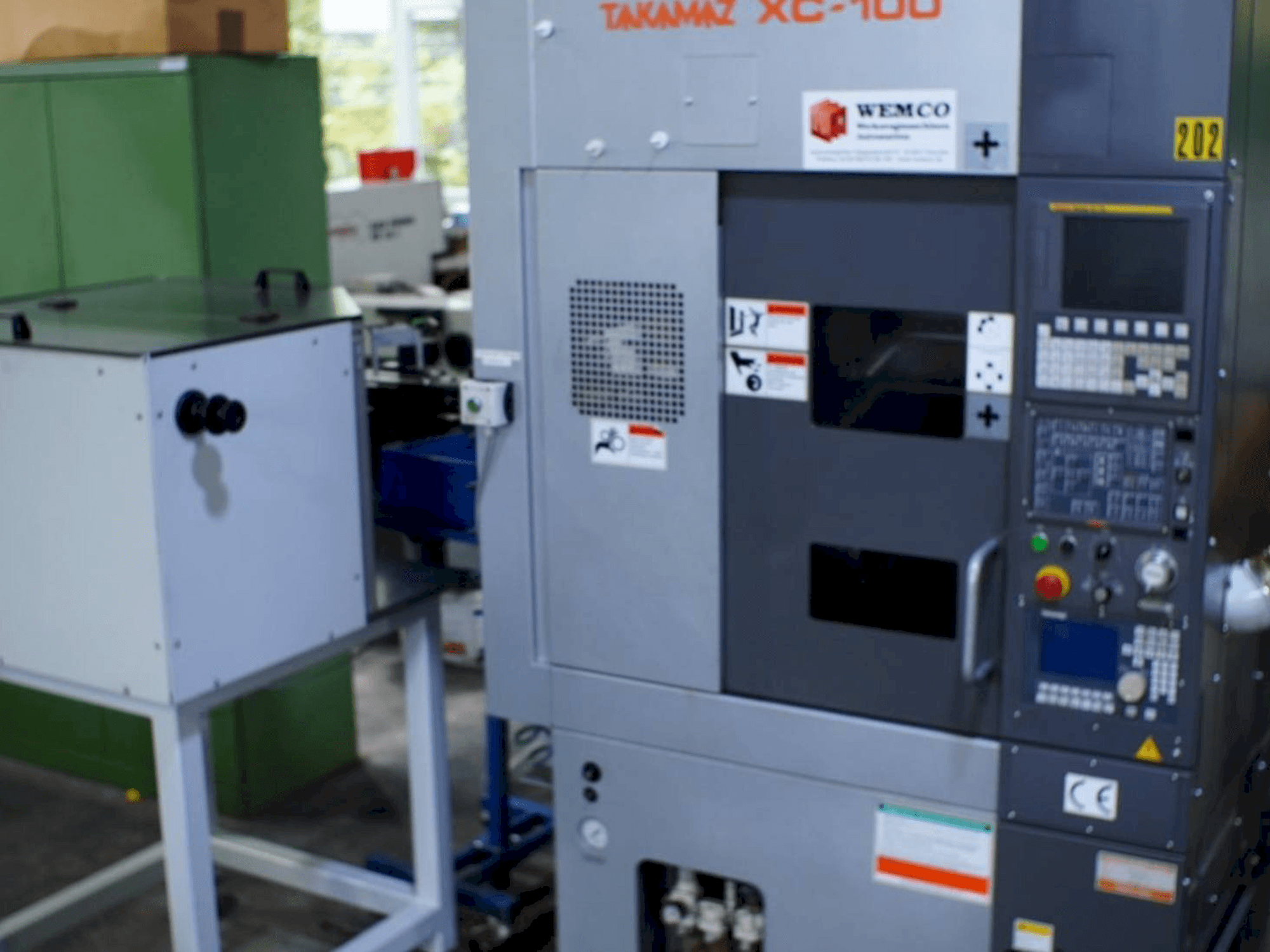 MACHINE_IMG_ALT_FRONT_VIEW