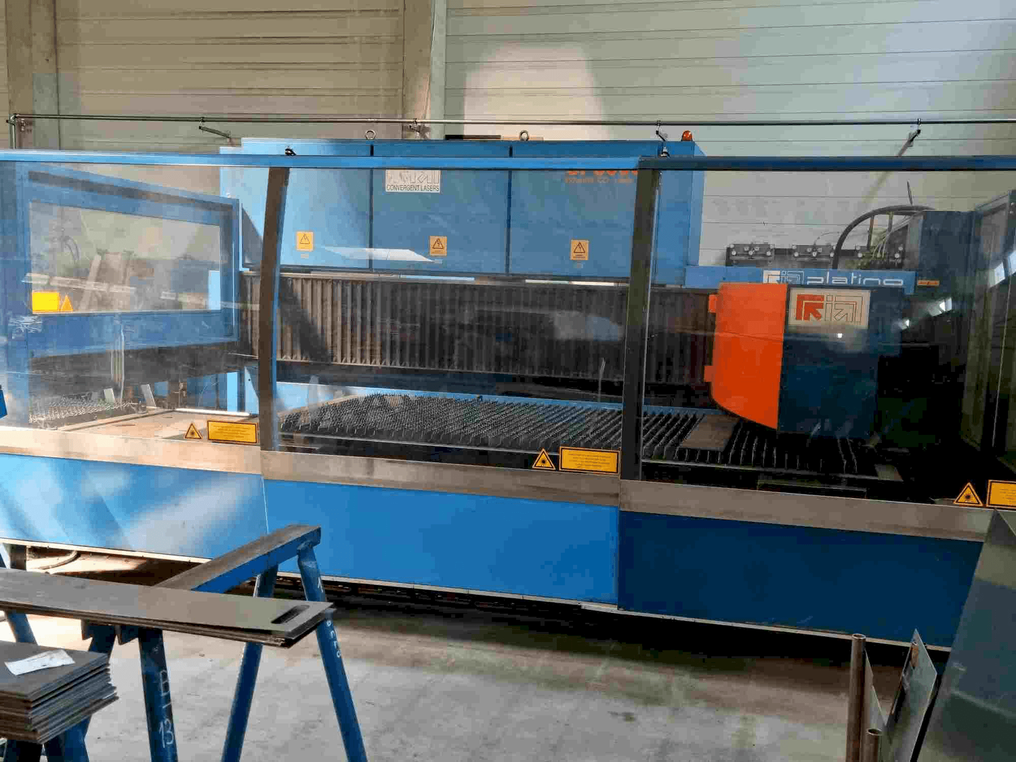 MACHINE_IMG_ALT_FRONT_VIEW