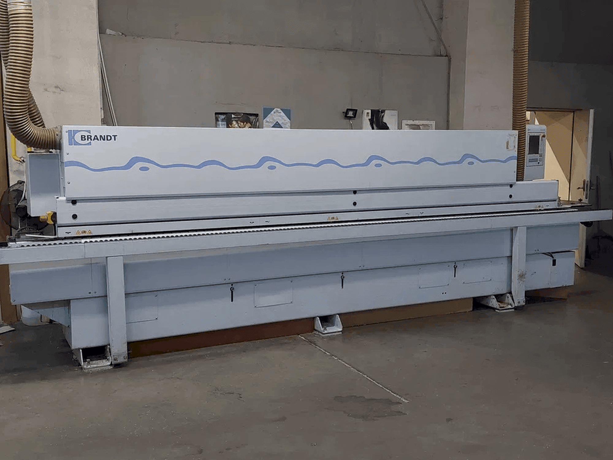 MACHINE_IMG_ALT_FRONT_VIEW