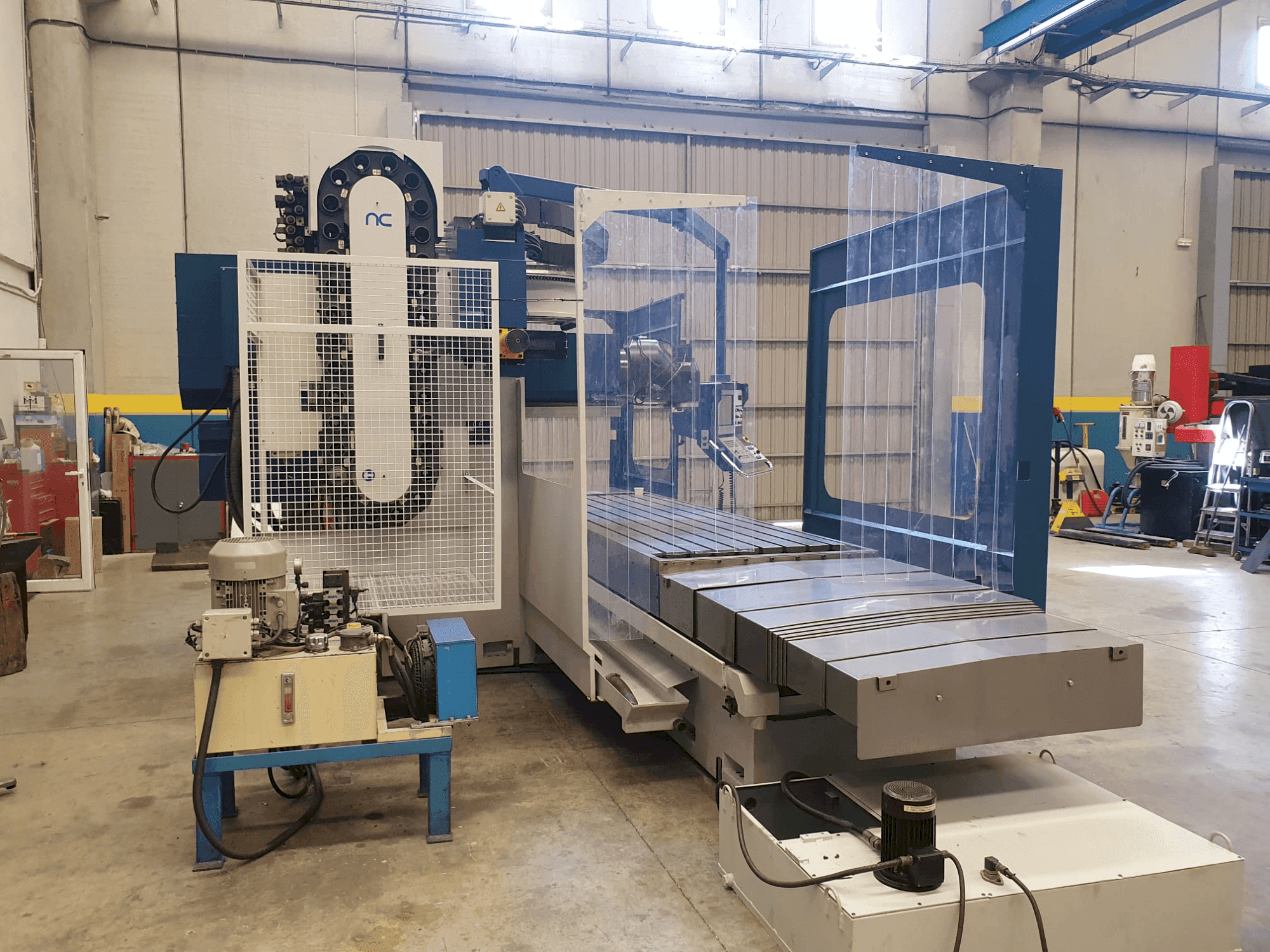 MACHINE_IMG_ALT_FRONT_VIEW