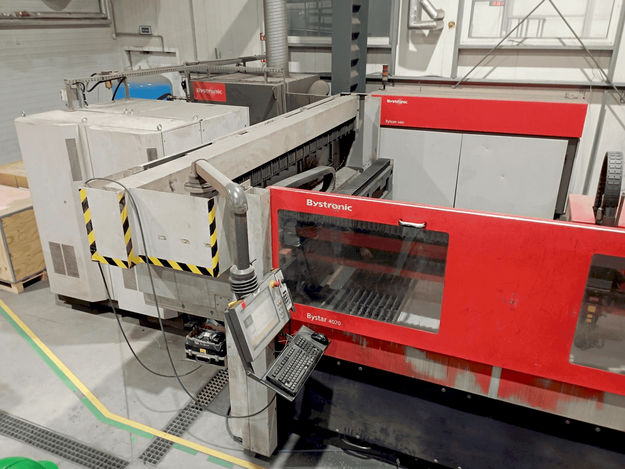 MACHINE_IMG_ALT_FRONT_VIEW