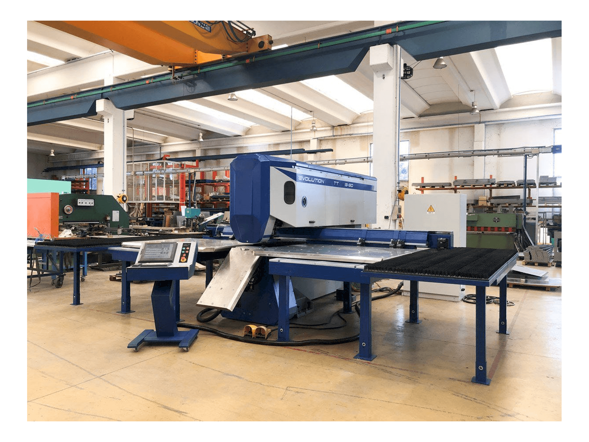 MACHINE_IMG_ALT_FRONT_VIEW