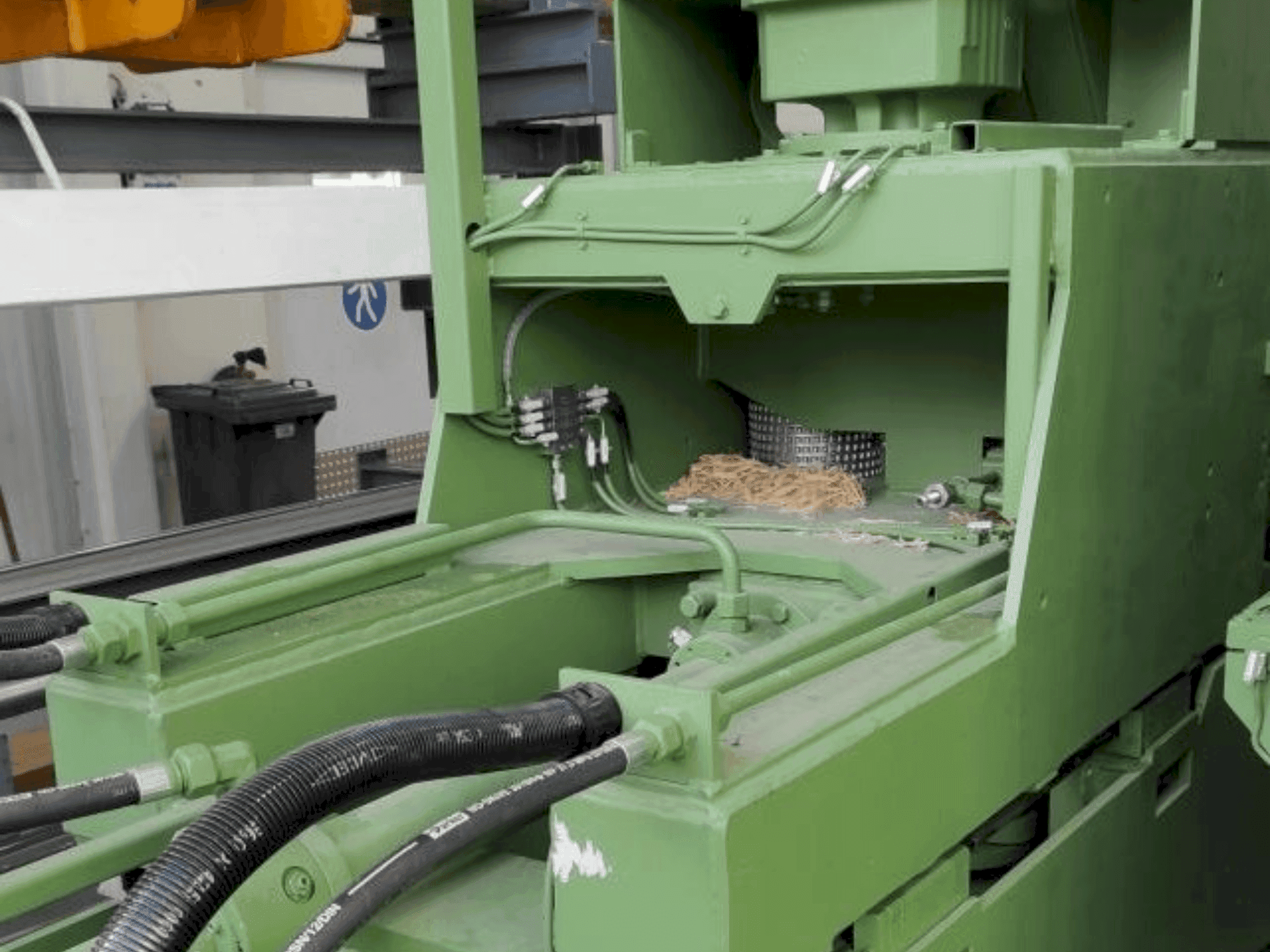 MACHINE_IMG_ALT_FRONT_VIEW