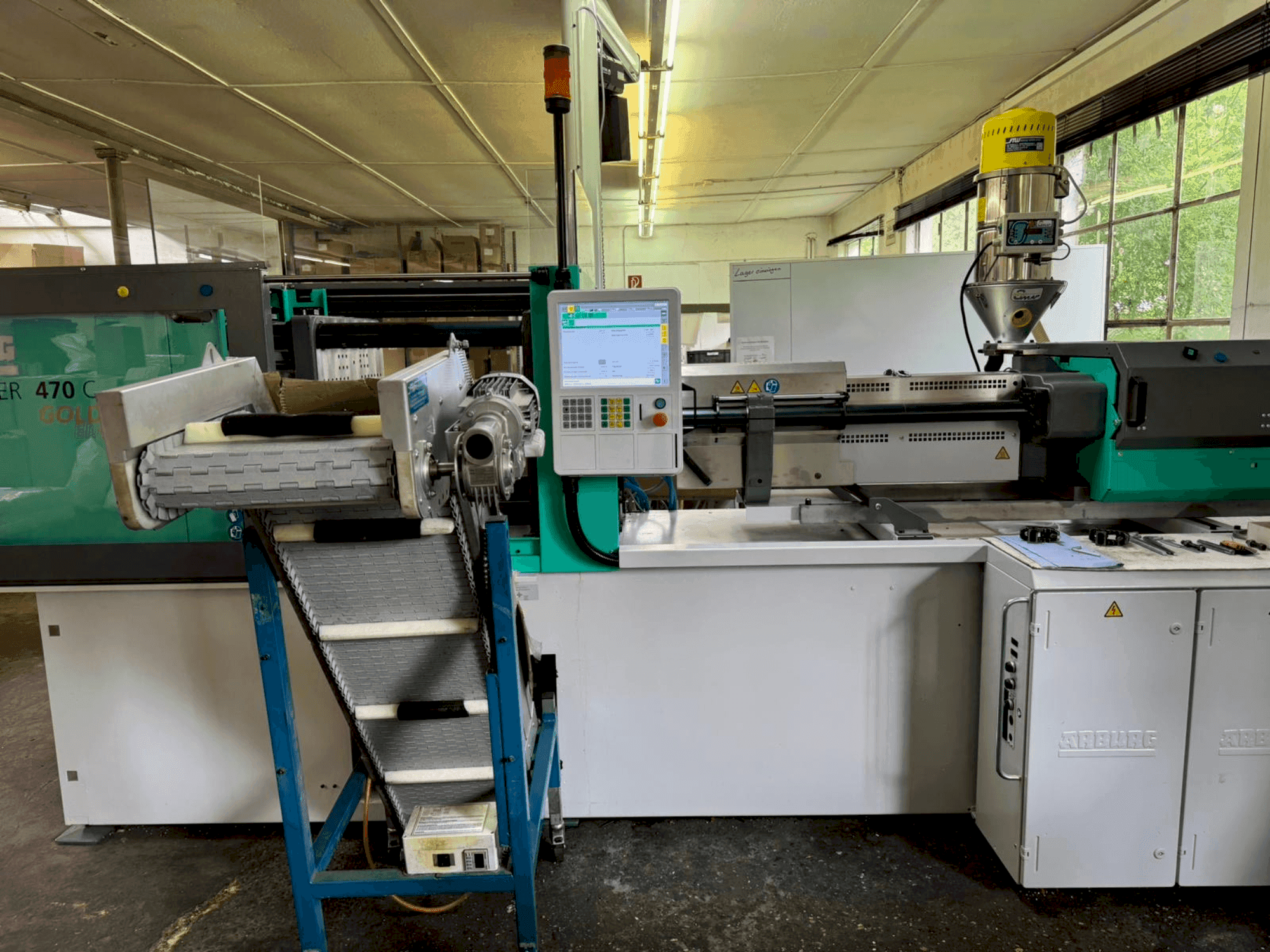 MACHINE_IMG_ALT_FRONT_VIEW