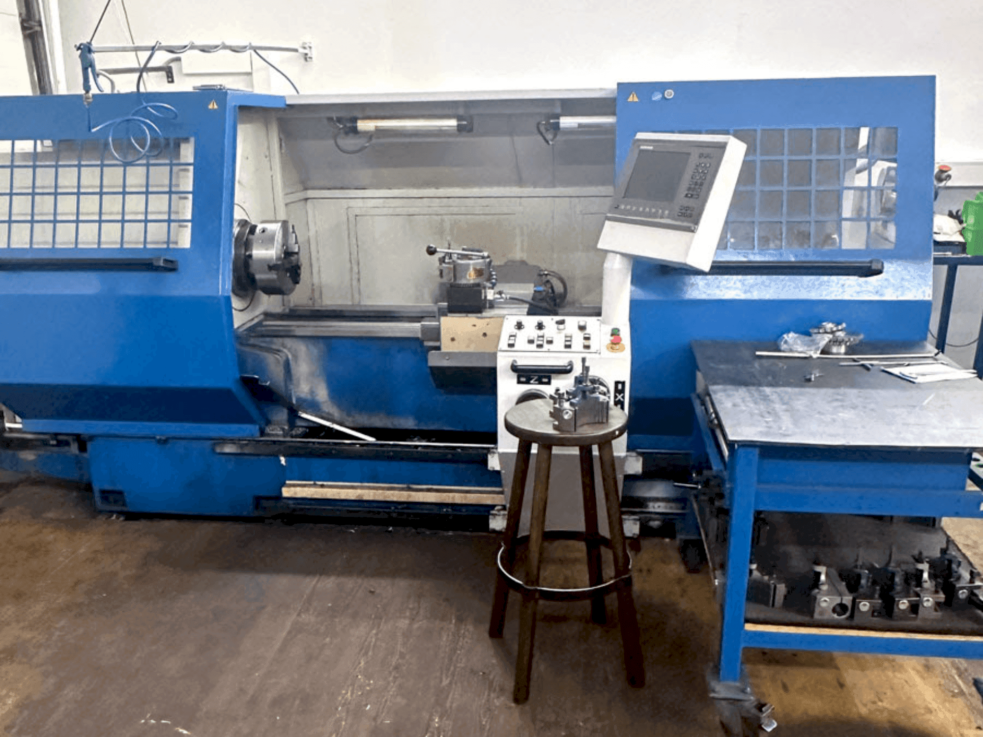 MACHINE_IMG_ALT_FRONT_VIEW